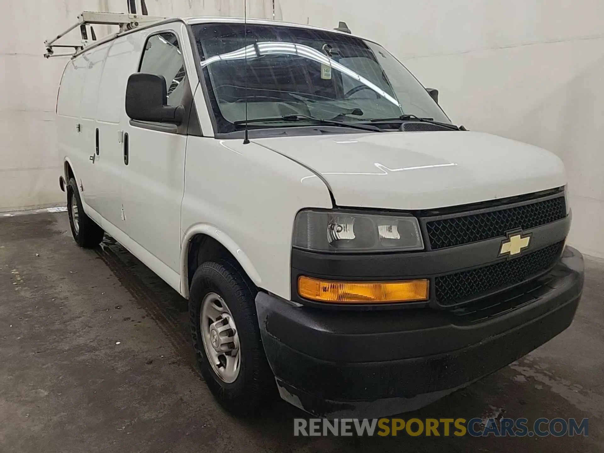 5 Photograph of a damaged car 1GCWGAFP1K1273848 CHEVROLET EXPRESS G2500 2019