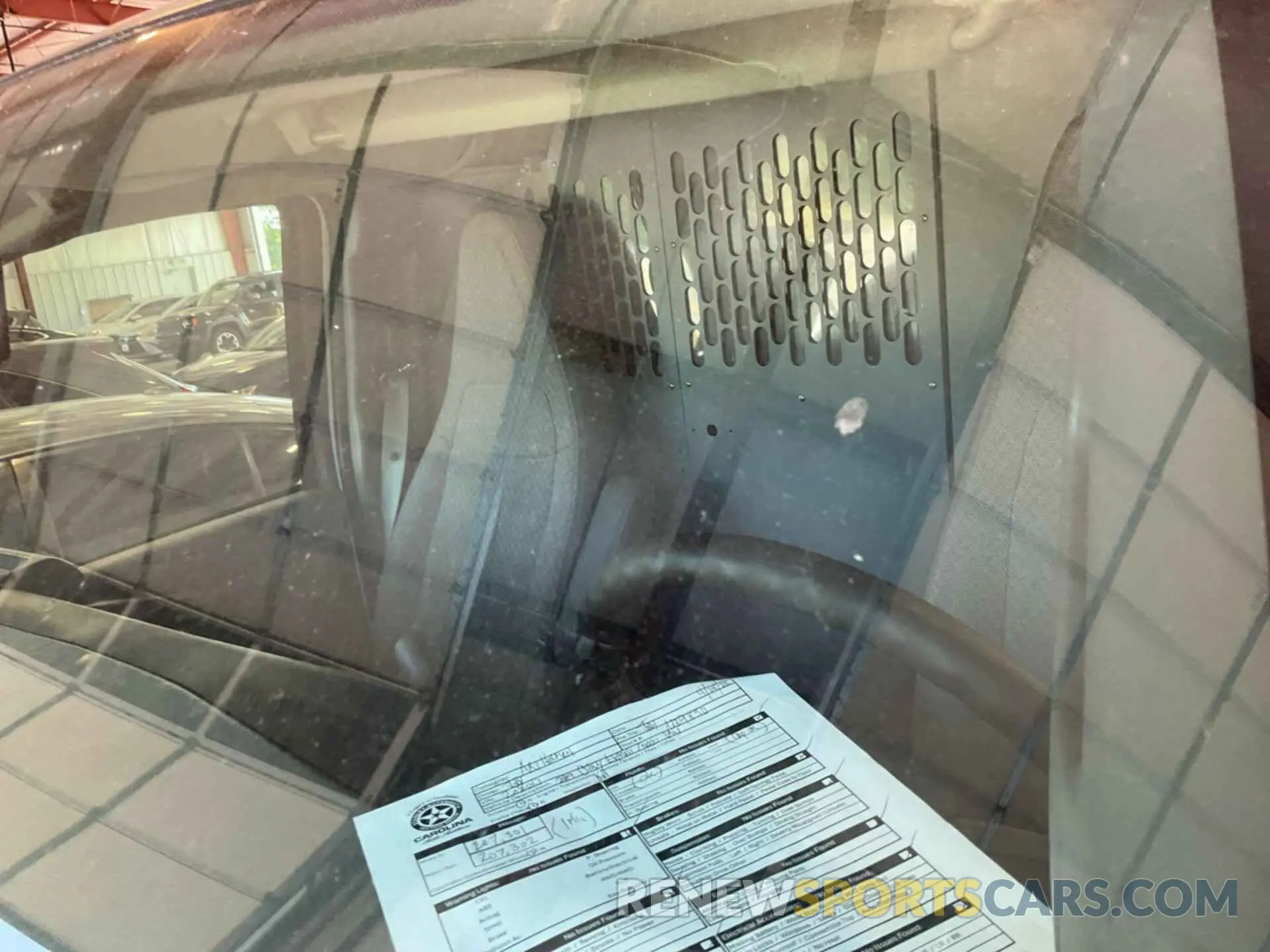 30 Фотография поврежденного автомобиля 1GCWGAFP2K1202013 CHEVROLET EXPRESS G2500 2019