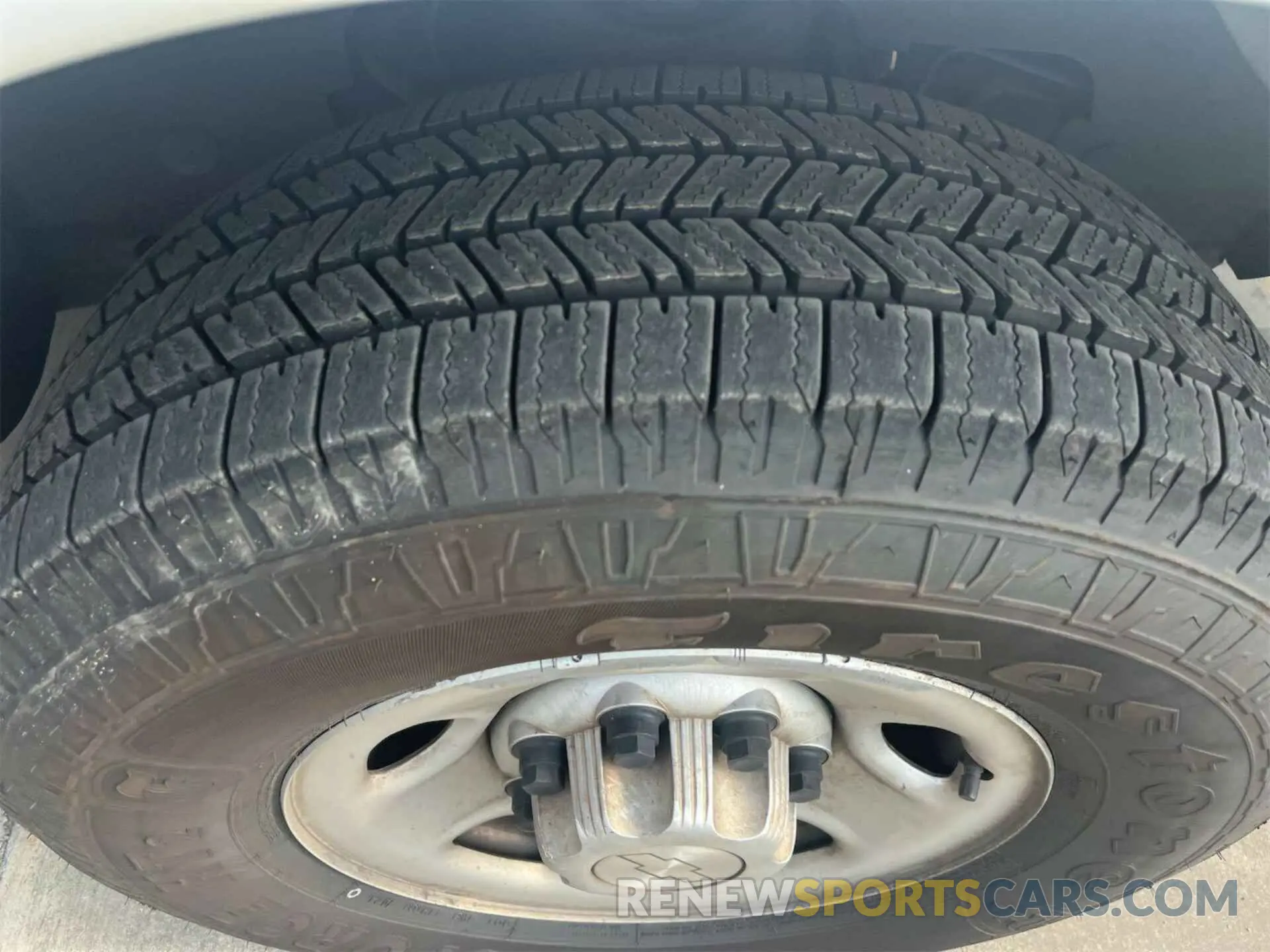 14 Photograph of a damaged car 1GCWGAFP5K1206122 CHEVROLET EXPRESS G2500 2019