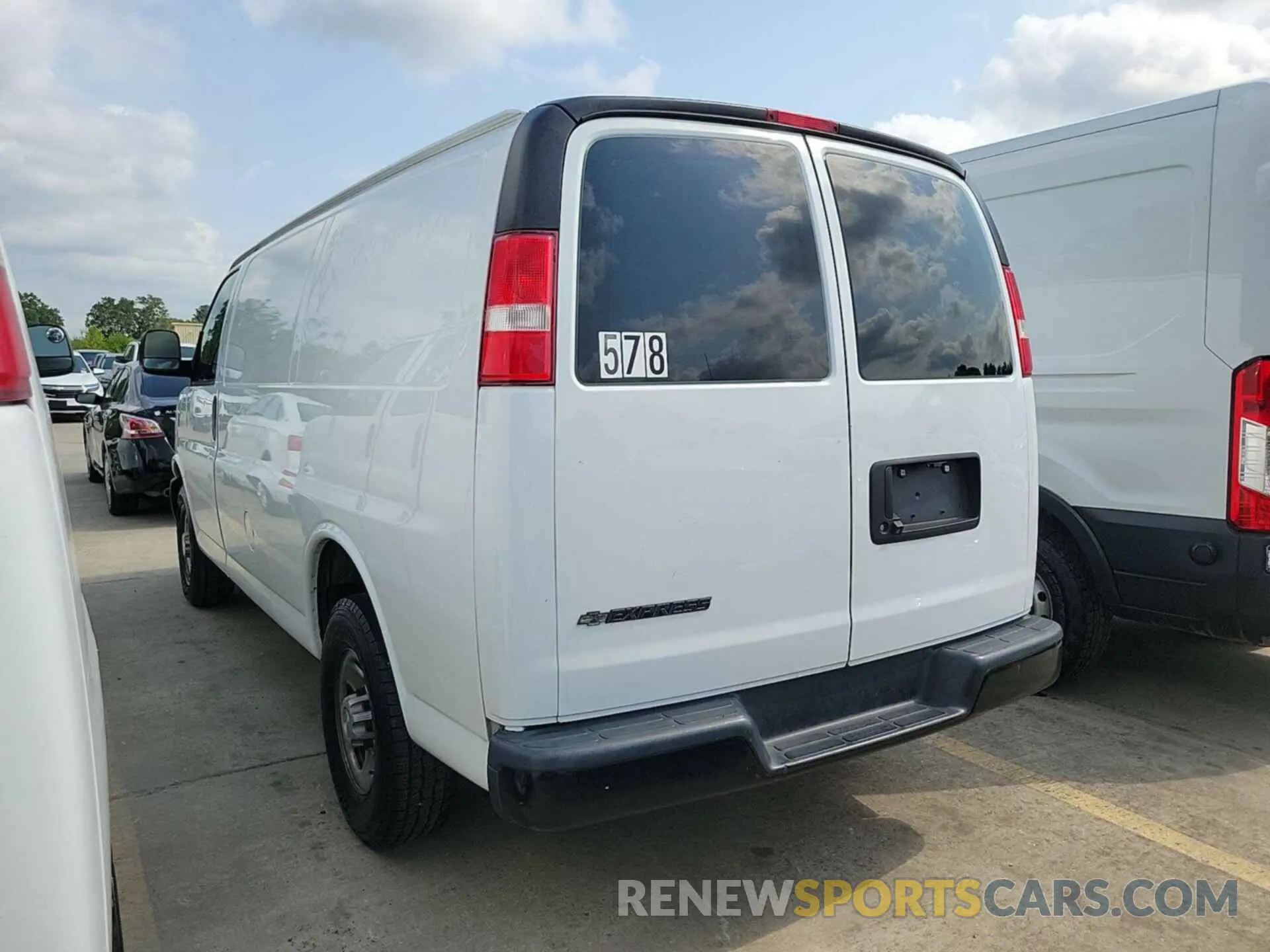3 Photograph of a damaged car 1GCWGAFP5K1206122 CHEVROLET EXPRESS G2500 2019