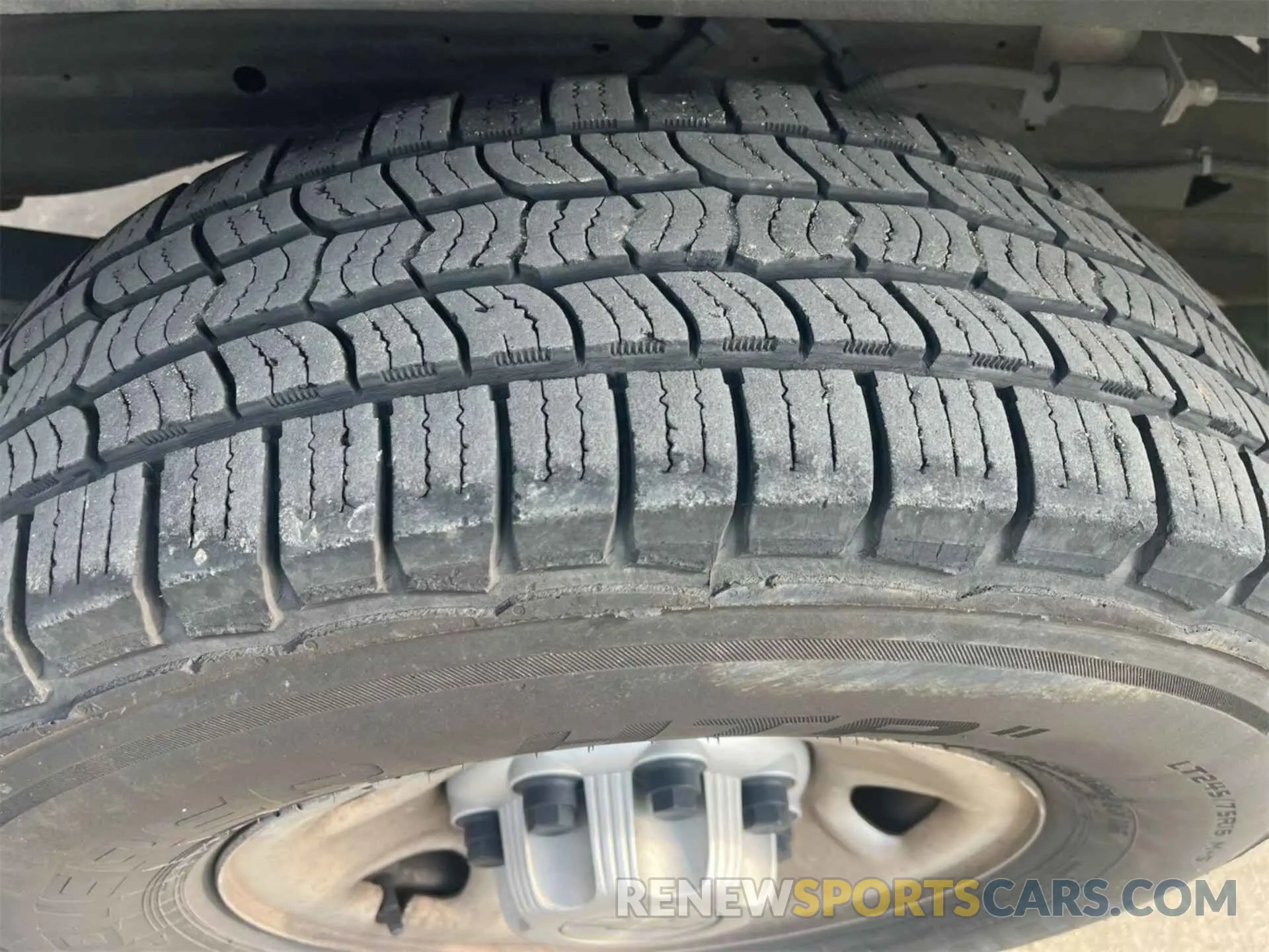 30 Photograph of a damaged car 1GCWGAFP5K1206122 CHEVROLET EXPRESS G2500 2019
