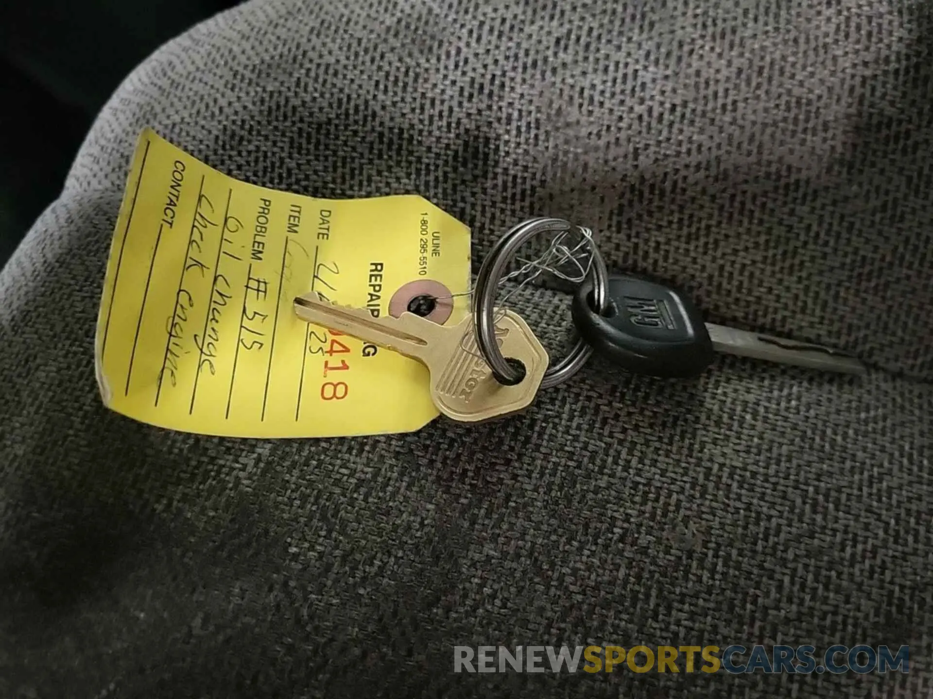 18 Photograph of a damaged car 1GCWGBFP8K1269351 CHEVROLET EXPRESS G2500 2019