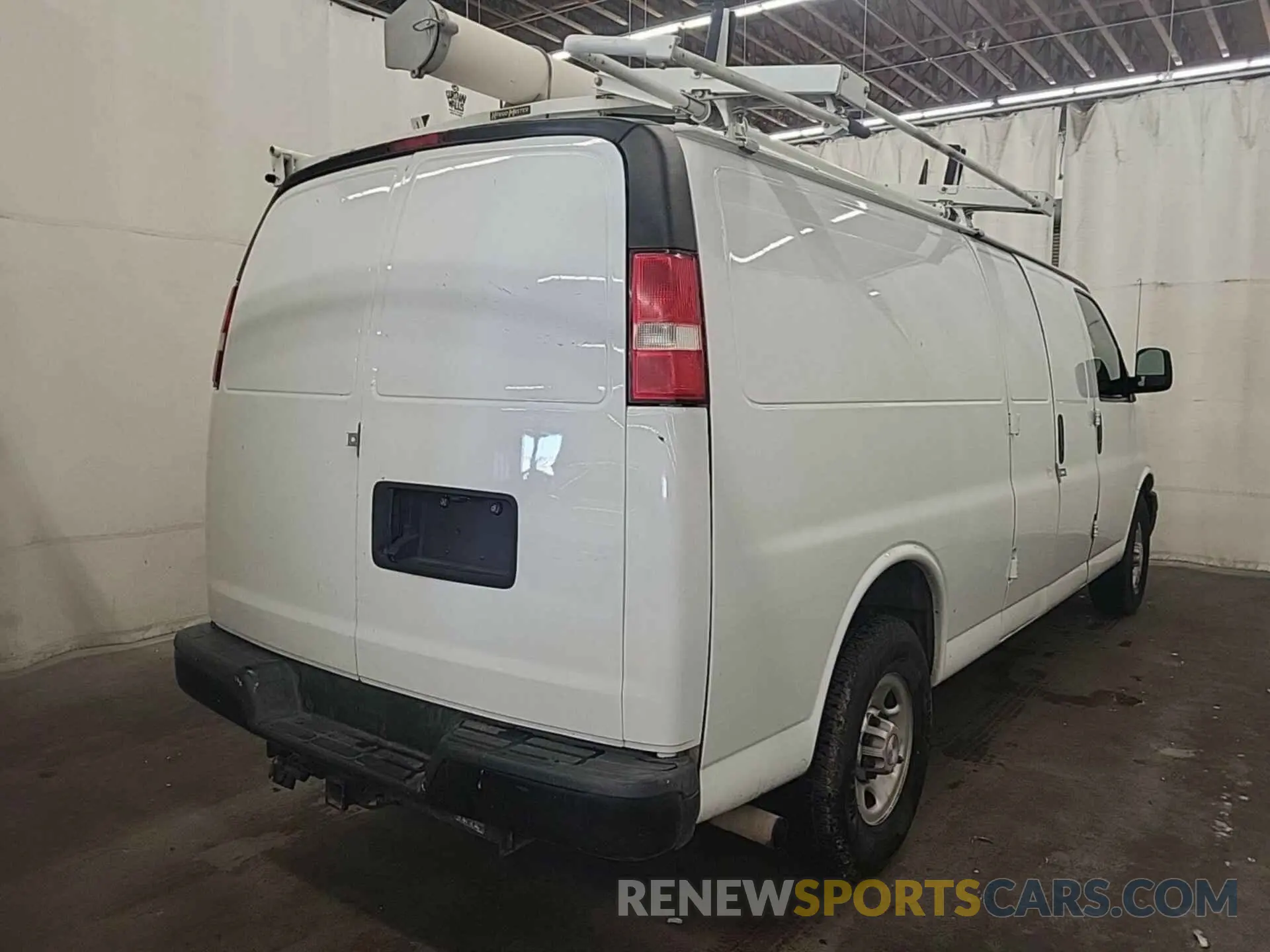 26 Photograph of a damaged car 1GCWGBFP8K1269351 CHEVROLET EXPRESS G2500 2019