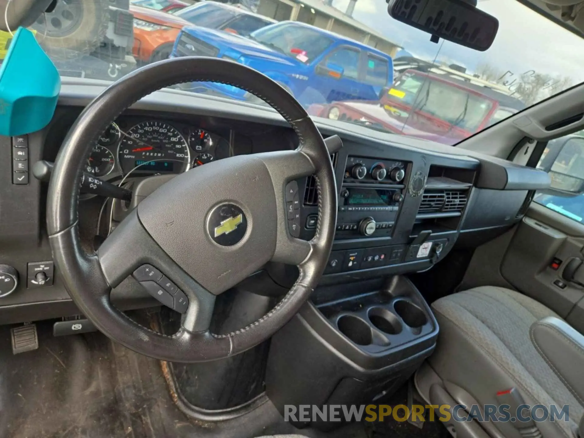 16 Photograph of a damaged car 1GCWGAFG6L1252964 CHEVROLET EXPRESS G2500 2020