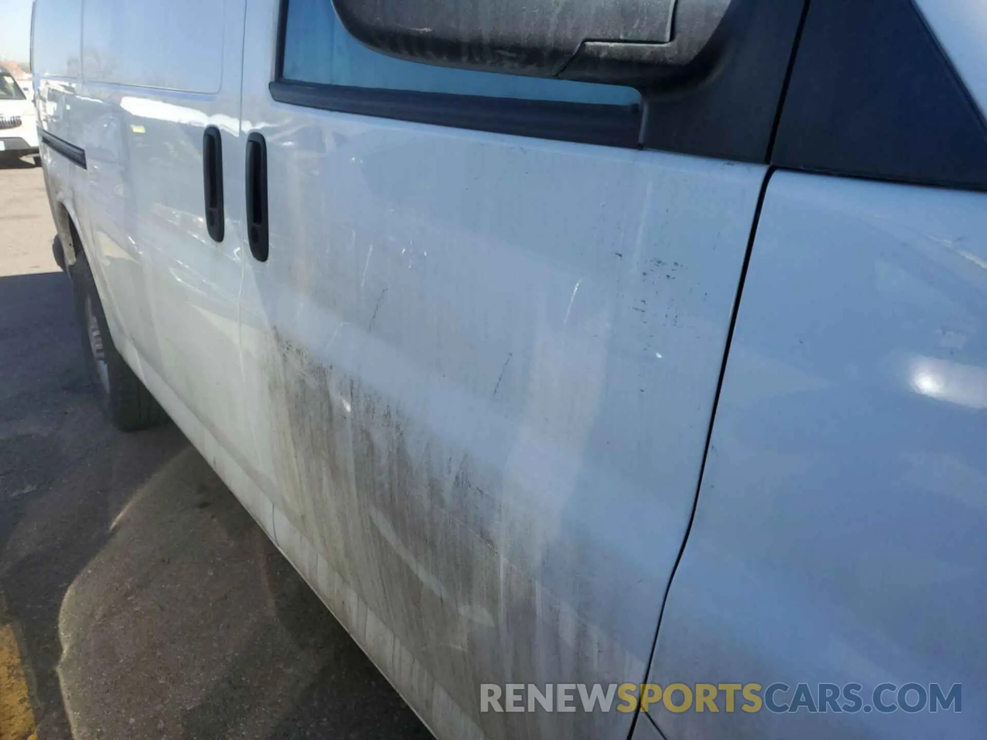 7 Photograph of a damaged car 1GCWGAFG7L1243688 CHEVROLET EXPRESS G2500 2020