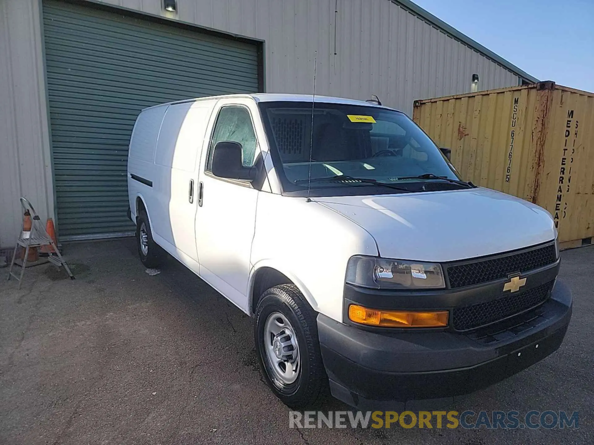 3 Фотография поврежденного автомобиля 1GCWGAFG8L1252898 CHEVROLET EXPRESS G2500 2020