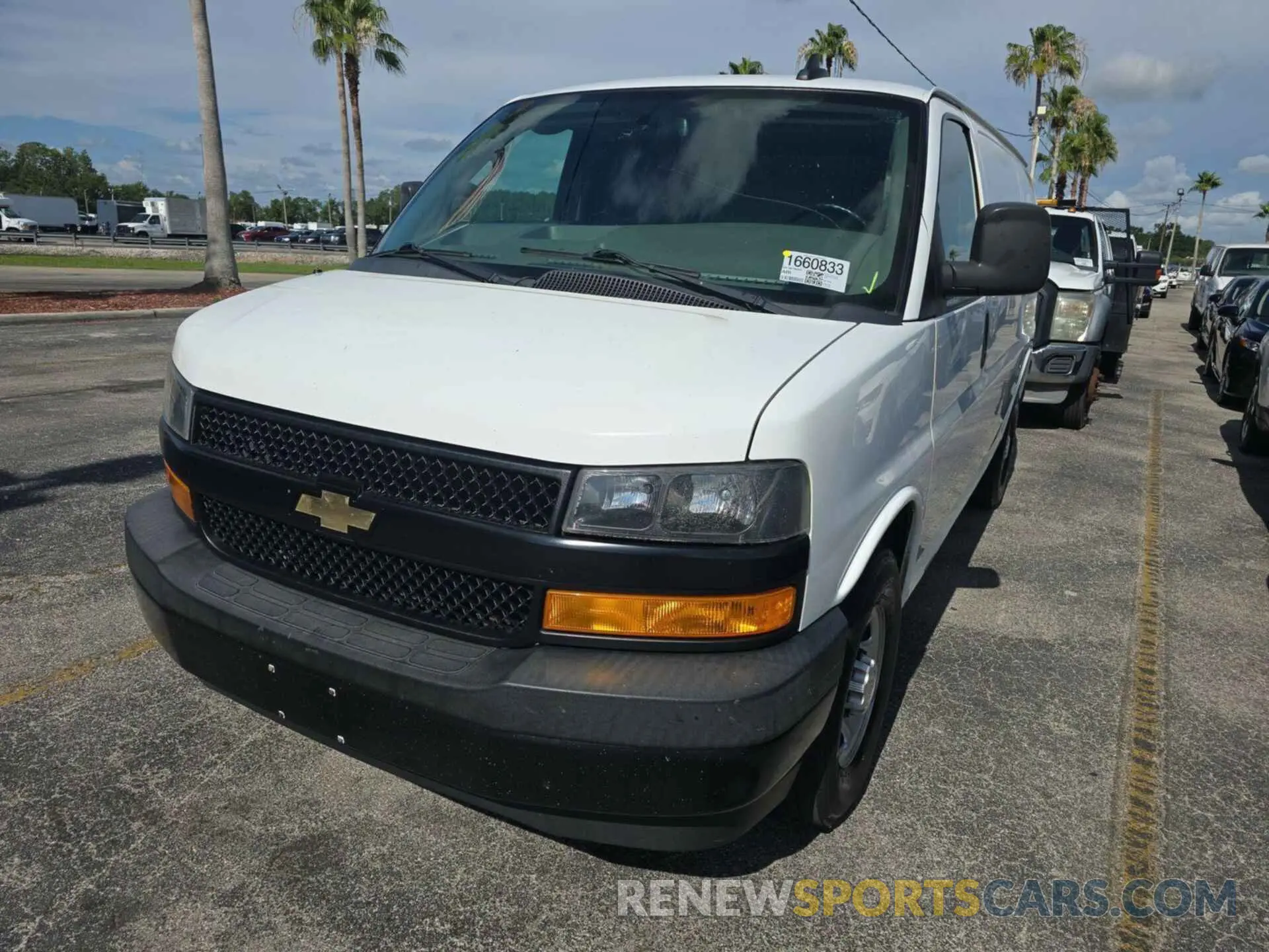 12 Фотография поврежденного автомобиля 1GCWGAFP2M1166293 CHEVROLET EXPRESS G2500 2021
