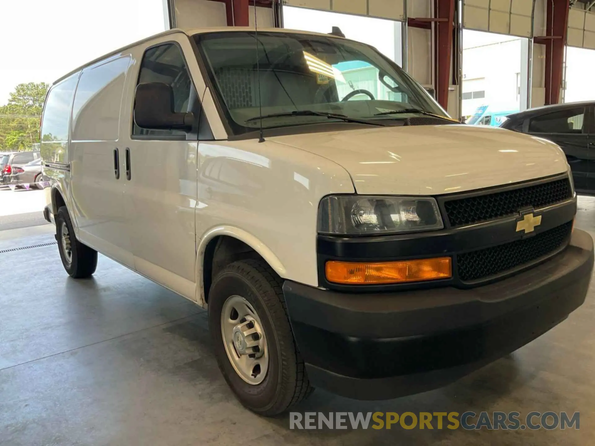 23 Фотография поврежденного автомобиля 1GCWGAFP4M1311981 CHEVROLET EXPRESS G2500 2021