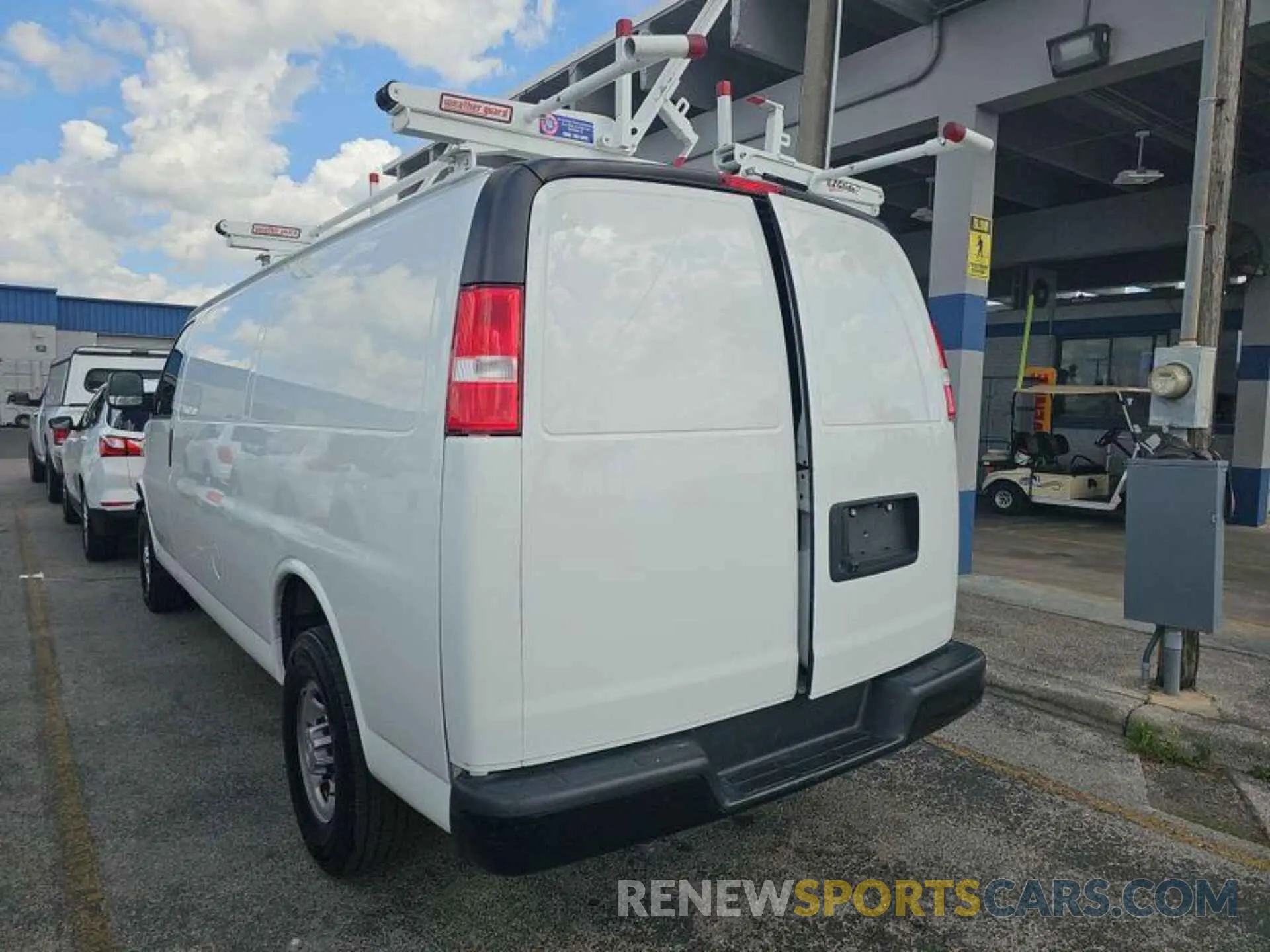 13 Photograph of a damaged car 1GCWGBFP1M1145473 CHEVROLET EXPRESS G2500 2021