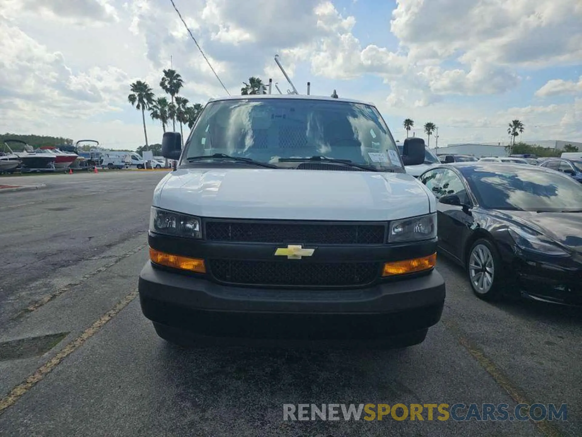 22 Photograph of a damaged car 1GCWGBFP1M1145473 CHEVROLET EXPRESS G2500 2021