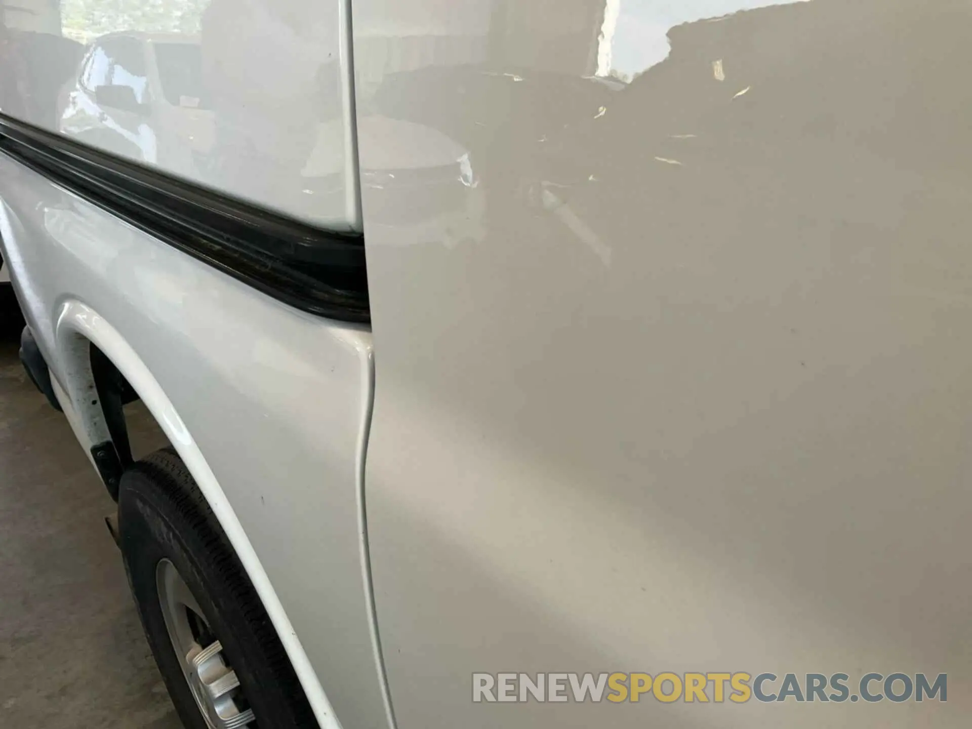 13 Photograph of a damaged car 1GCWGAFP3N1259311 CHEVROLET EXPRESS G2500 2022