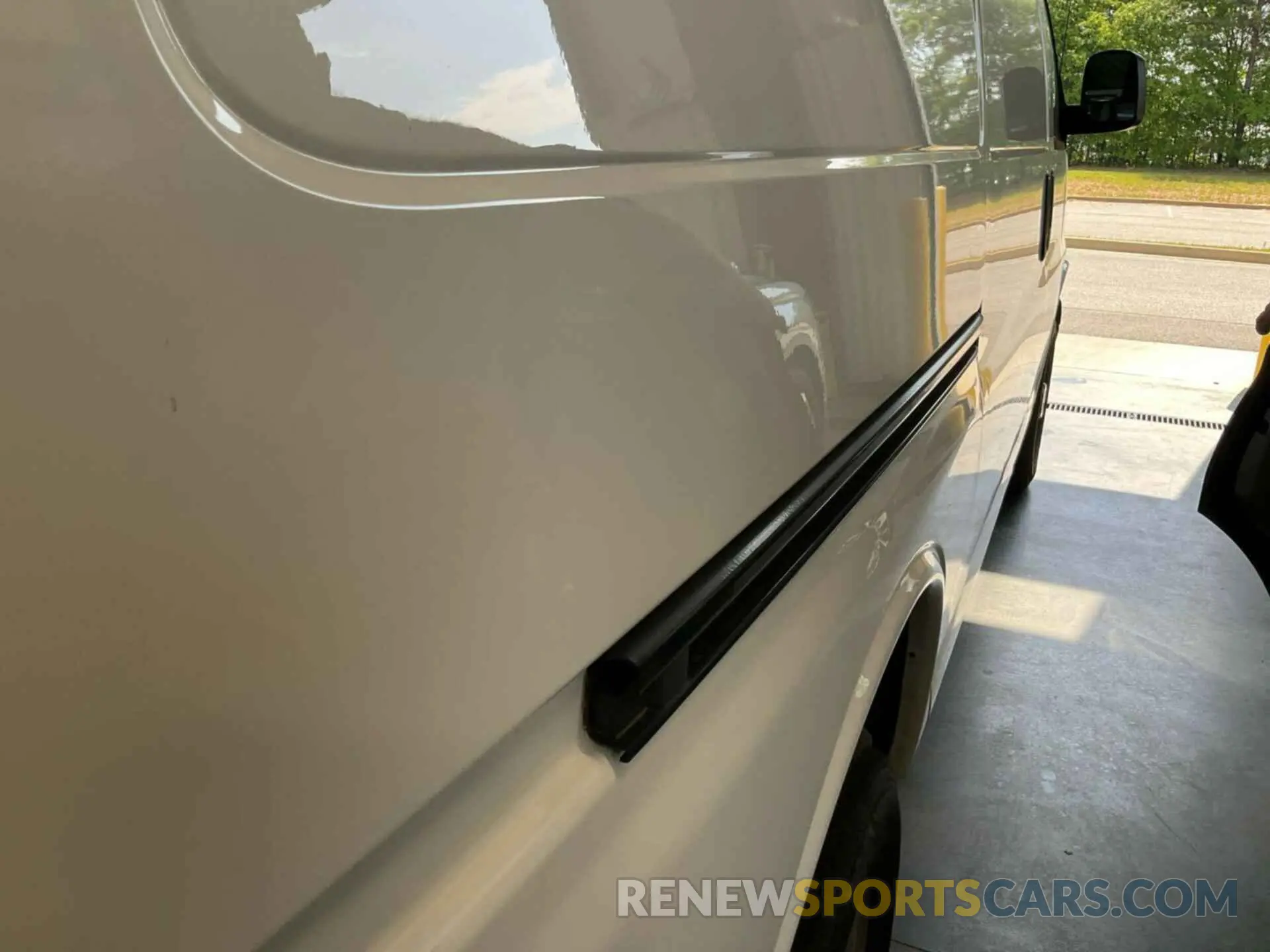 2 Photograph of a damaged car 1GCWGAFP3N1259311 CHEVROLET EXPRESS G2500 2022