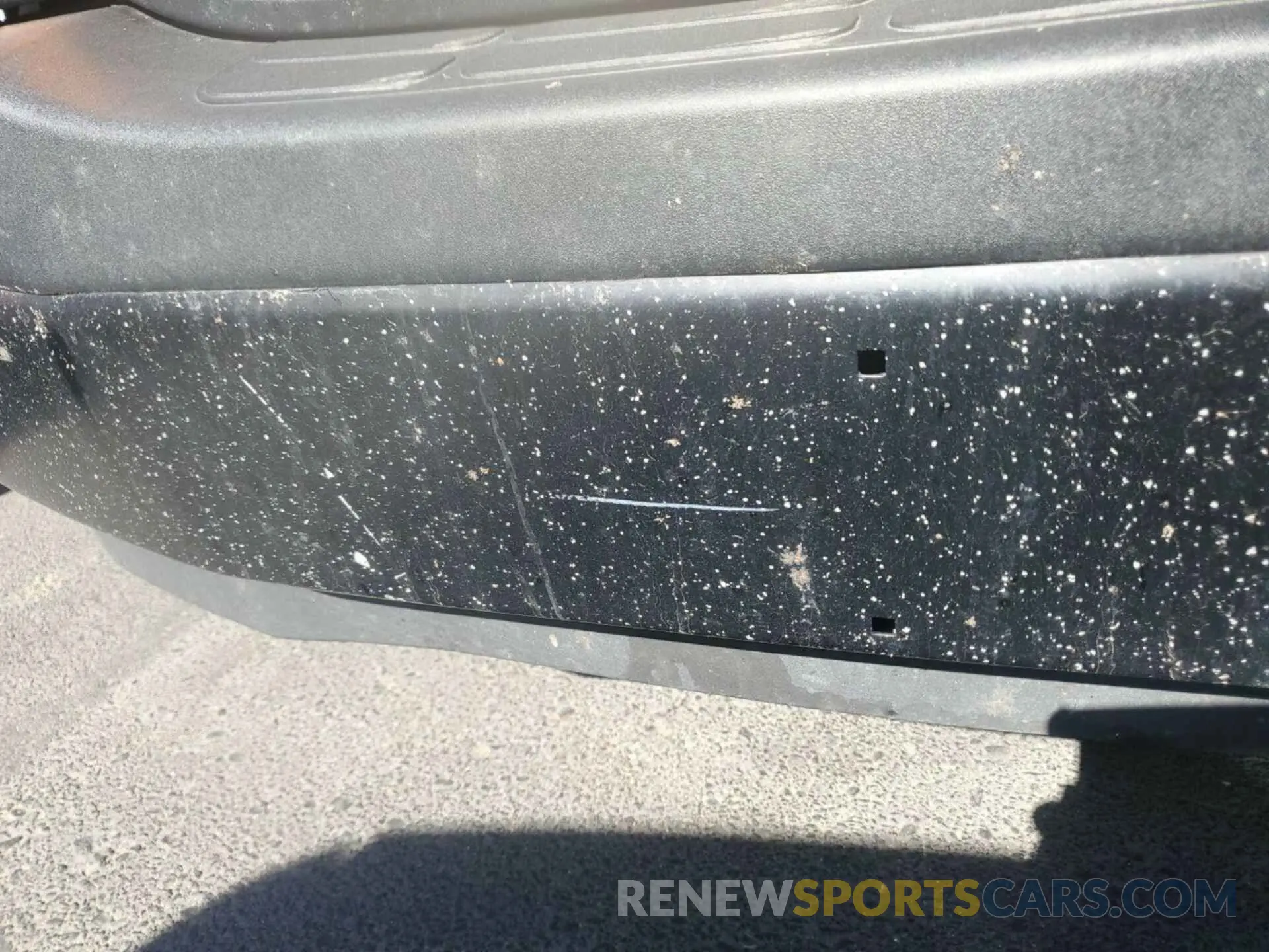 18 Photograph of a damaged car 1GCWGAFP6N1271209 CHEVROLET EXPRESS G2500 2022