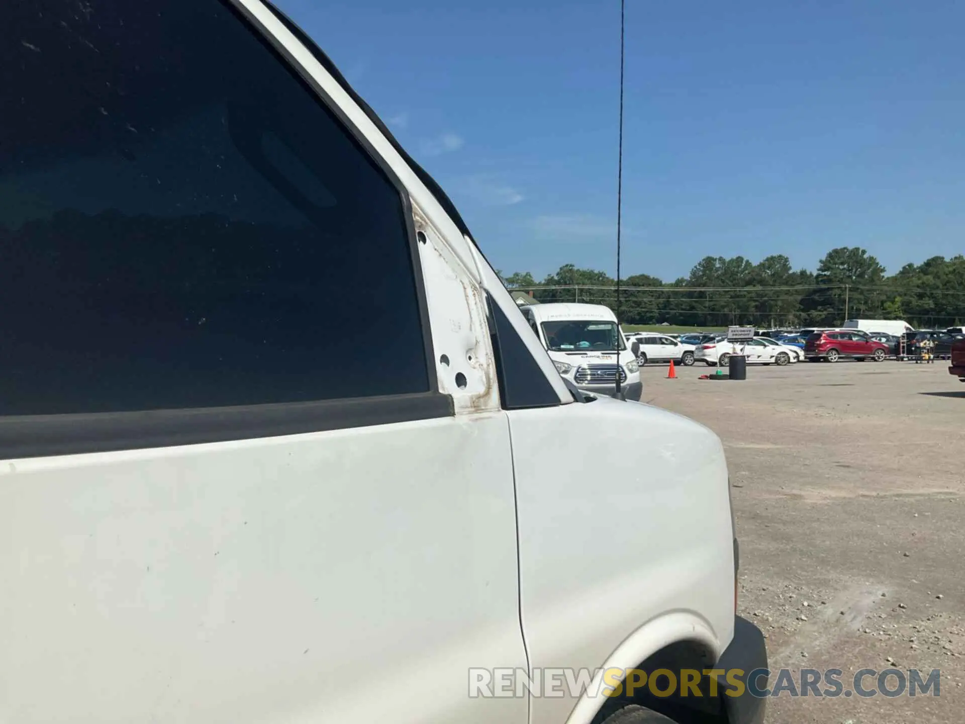 25 Photograph of a damaged car 1GCWGBF79N1178660 CHEVROLET EXPRESS G2500 2022