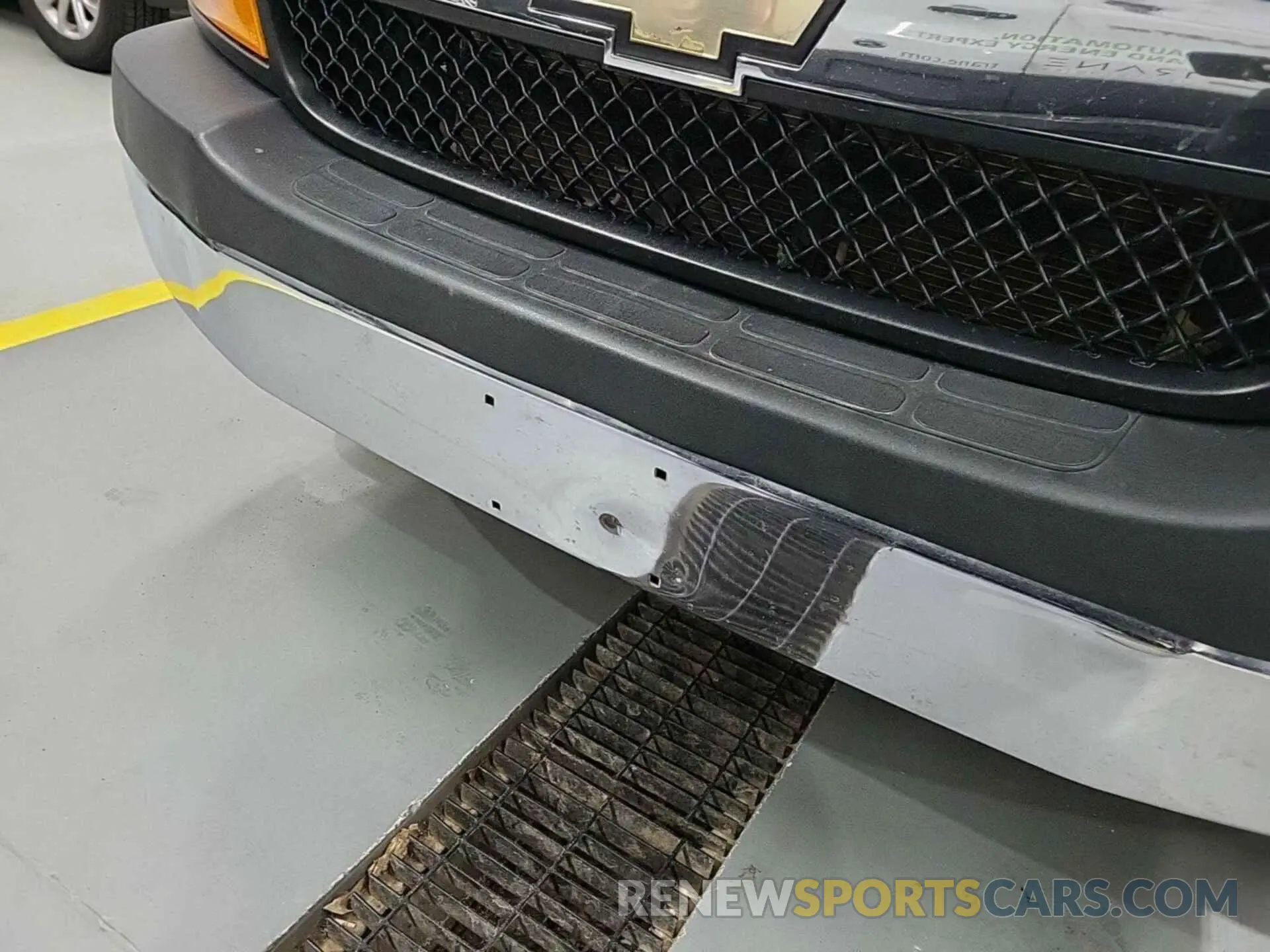 1 Photograph of a damaged car 1GAZGPFG5K1200734 CHEVROLET EXPRESS G3500 2019