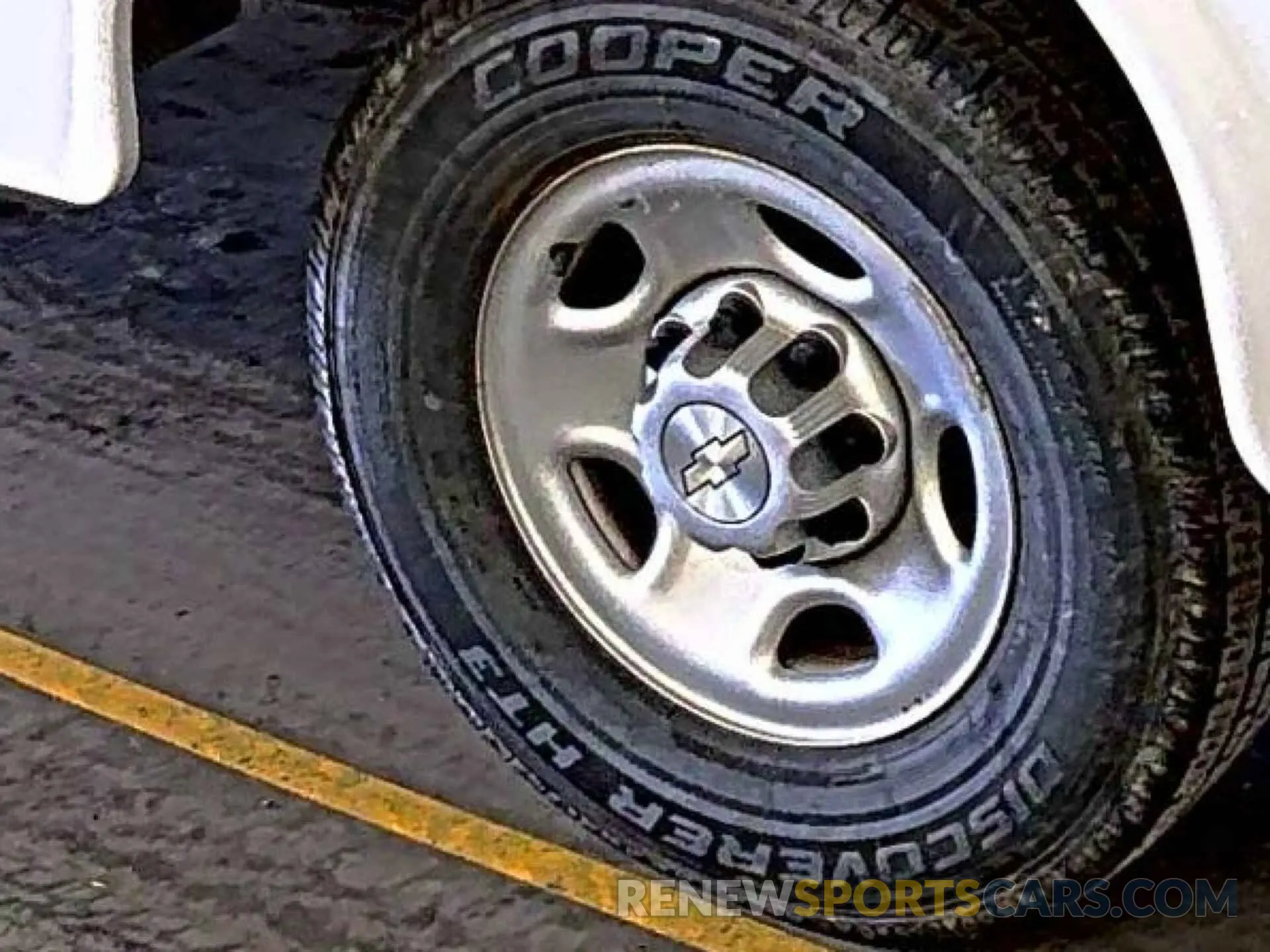 12 Photograph of a damaged car 1GB0GRFG2K1364118 CHEVROLET EXPRESS G3500 2019