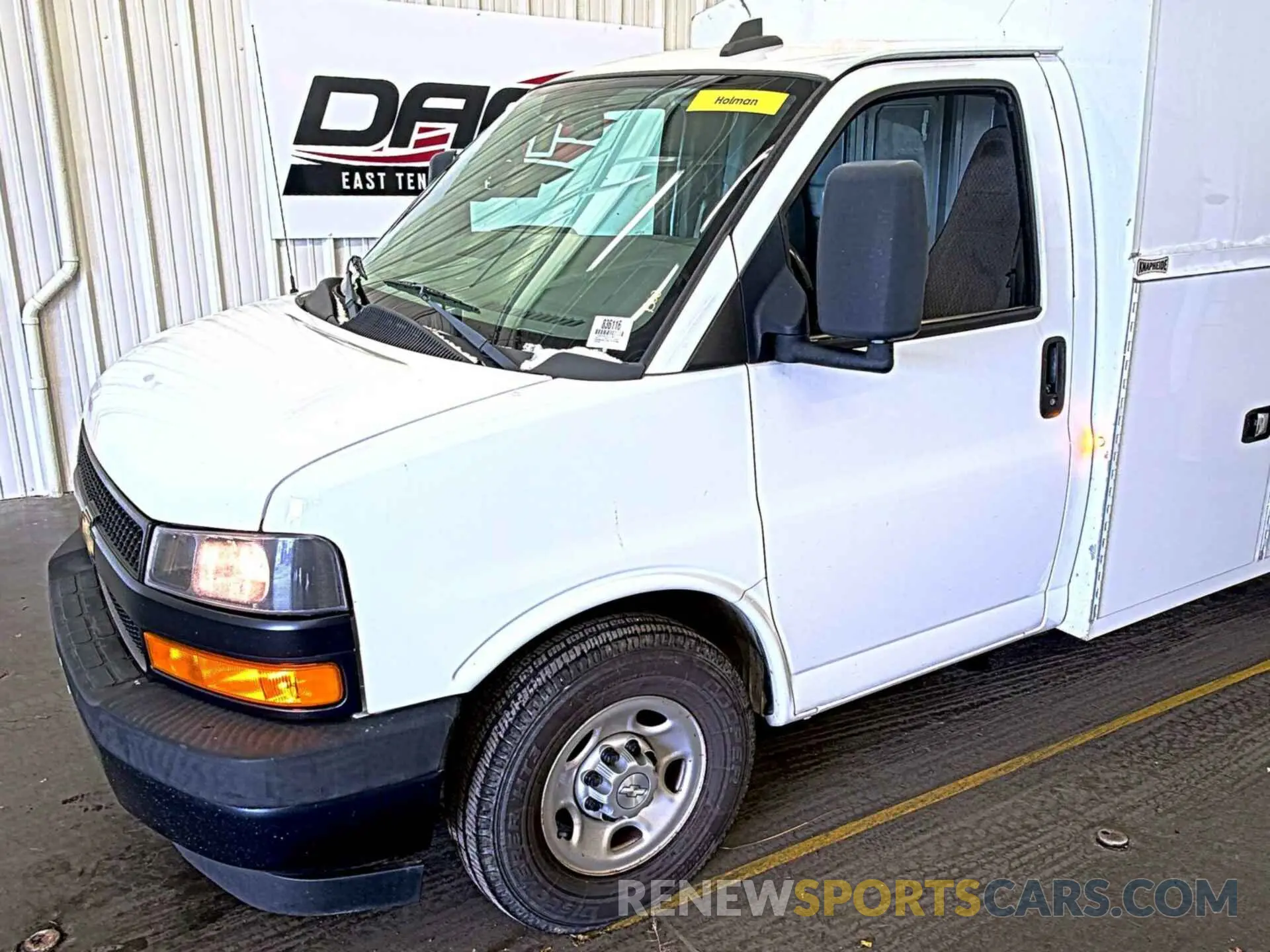 15 Photograph of a damaged car 1GB0GRFG2K1364118 CHEVROLET EXPRESS G3500 2019
