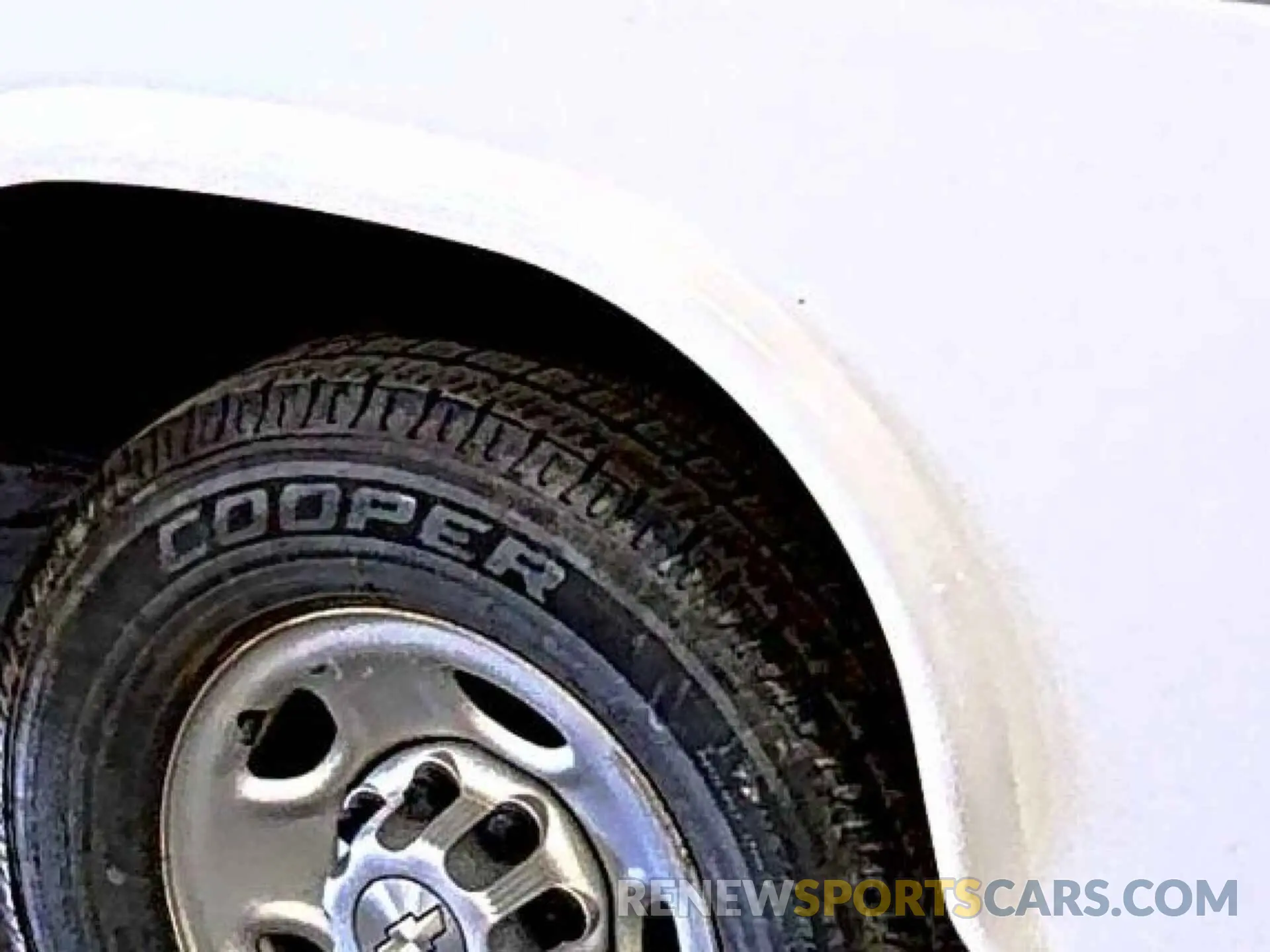 16 Photograph of a damaged car 1GB0GRFG2K1364118 CHEVROLET EXPRESS G3500 2019