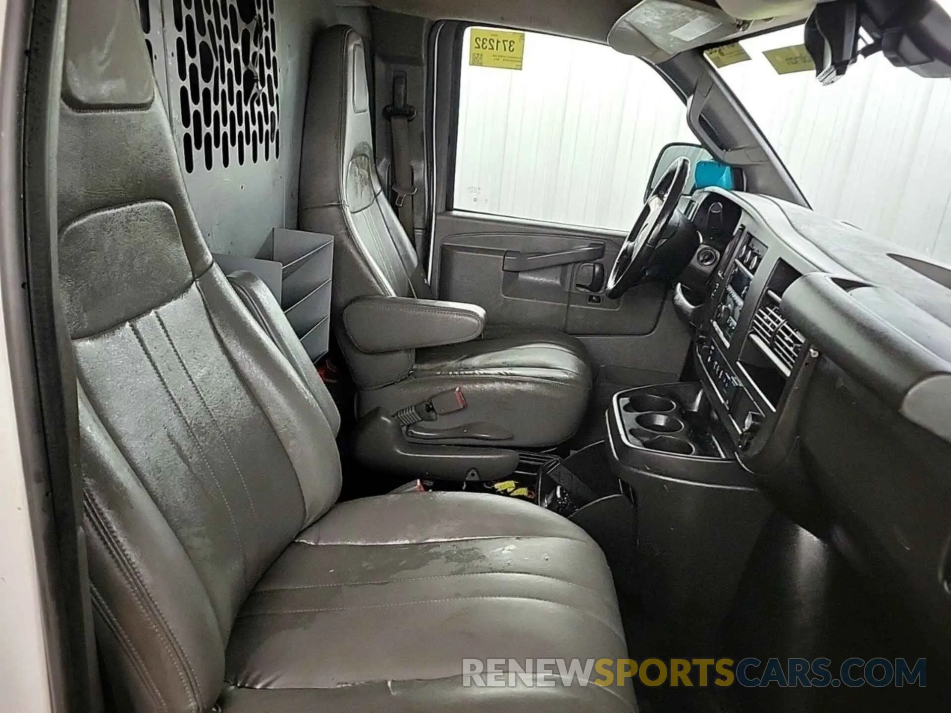 46 Photograph of a damaged car 1GCZGGFP2K1329702 CHEVROLET EXPRESS G3500 2019