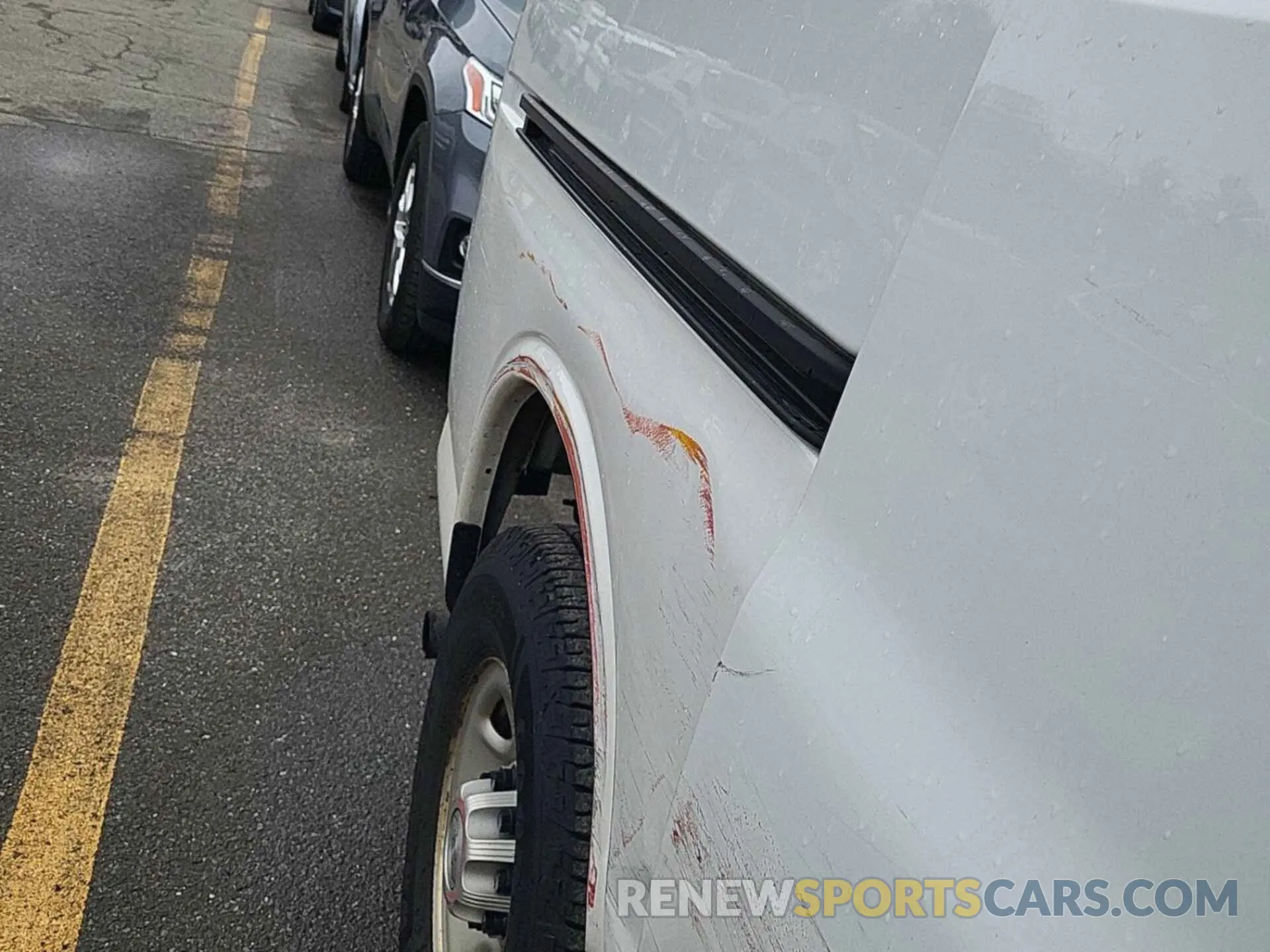 9 Photograph of a damaged car 1GCZGGFP2K1329702 CHEVROLET EXPRESS G3500 2019