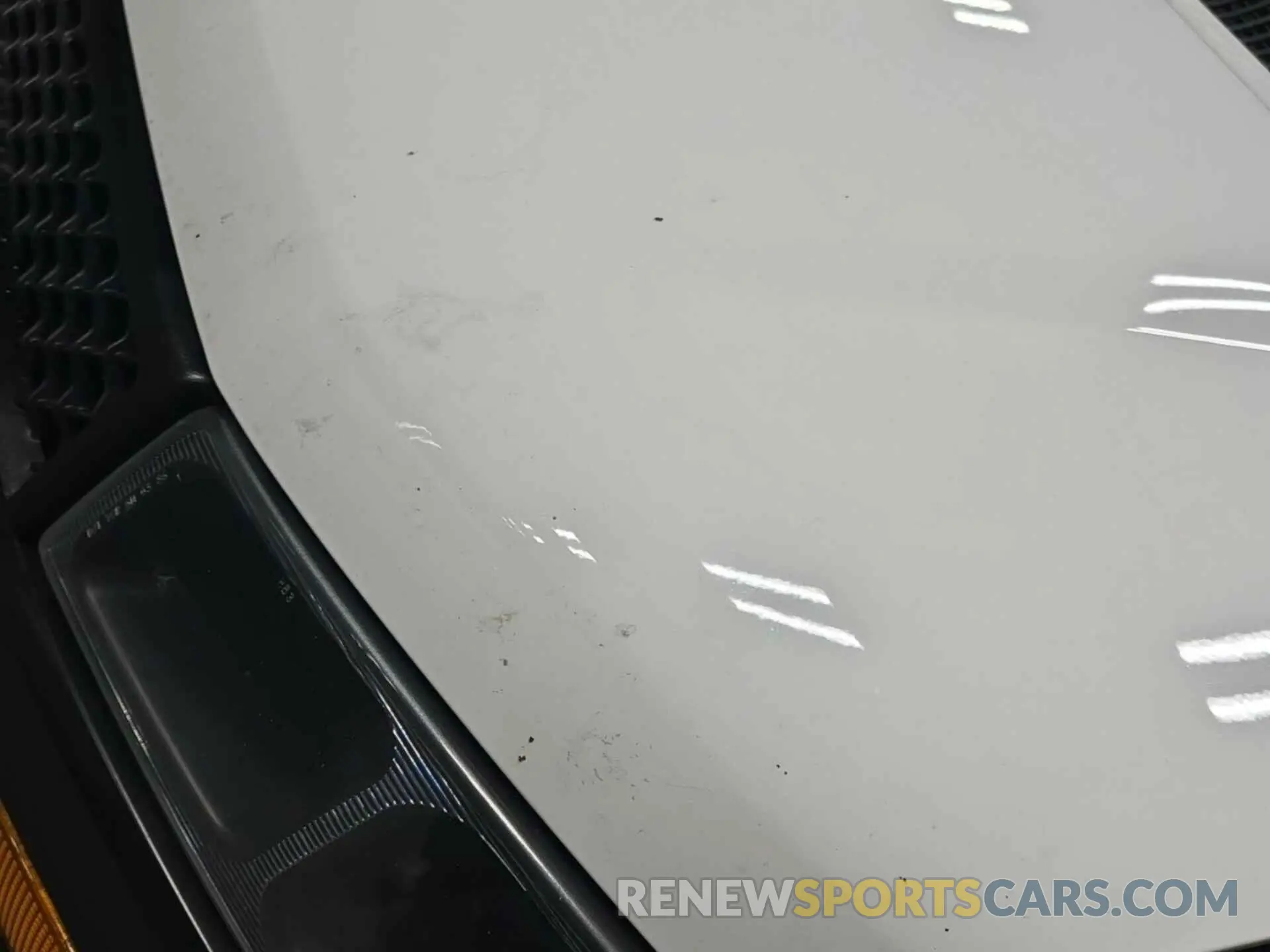 40 Photograph of a damaged car 1GCZGGFP8K1324939 CHEVROLET EXPRESS G3500 2019