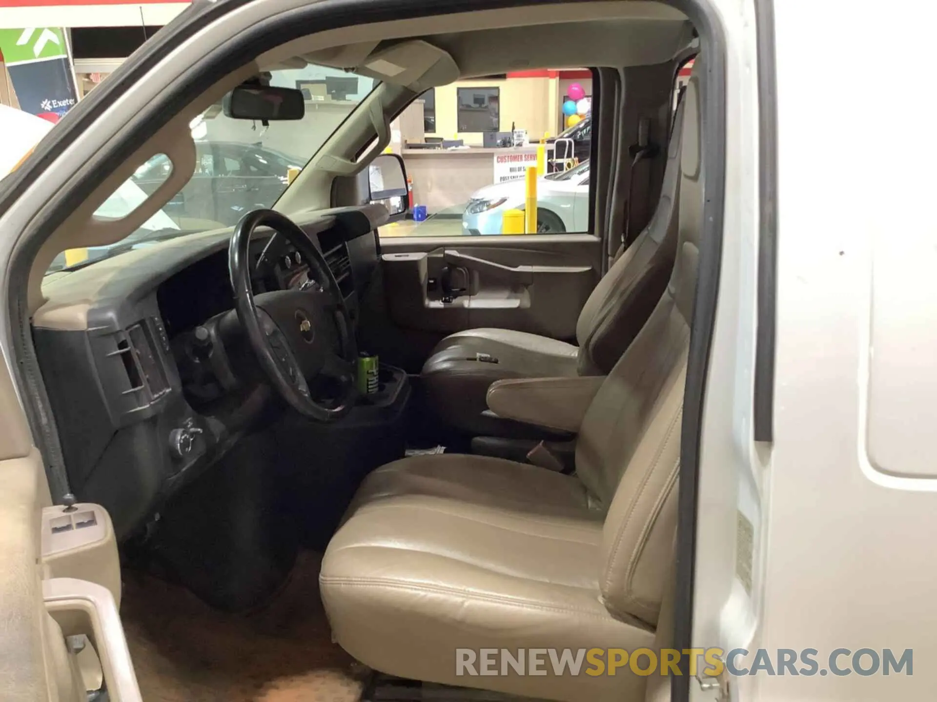 12 Photograph of a damaged car 1GCZGGFP5L1211290 CHEVROLET EXPRESS G3500 2020