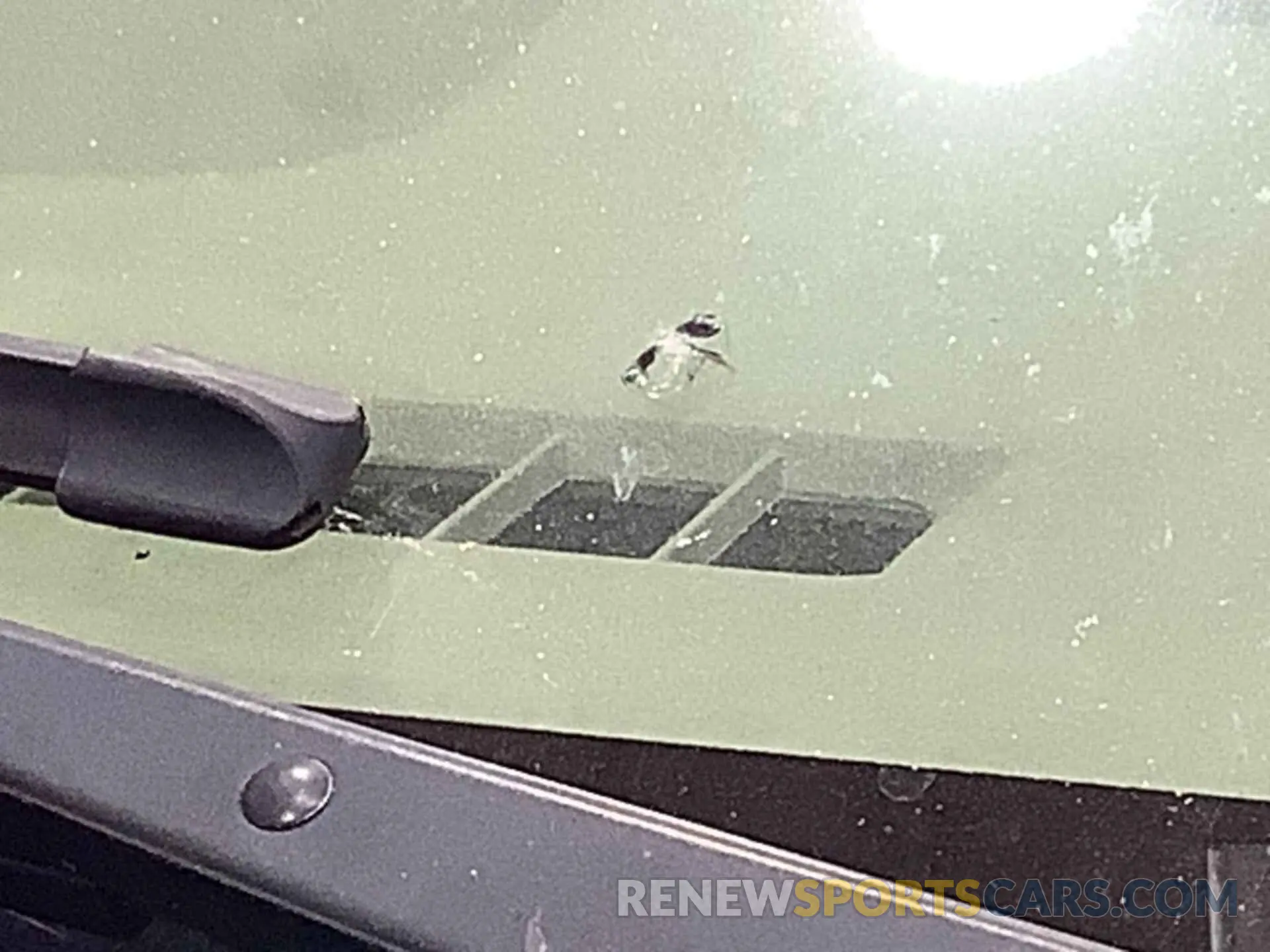 19 Photograph of a damaged car 1GCZGGFP5L1211290 CHEVROLET EXPRESS G3500 2020