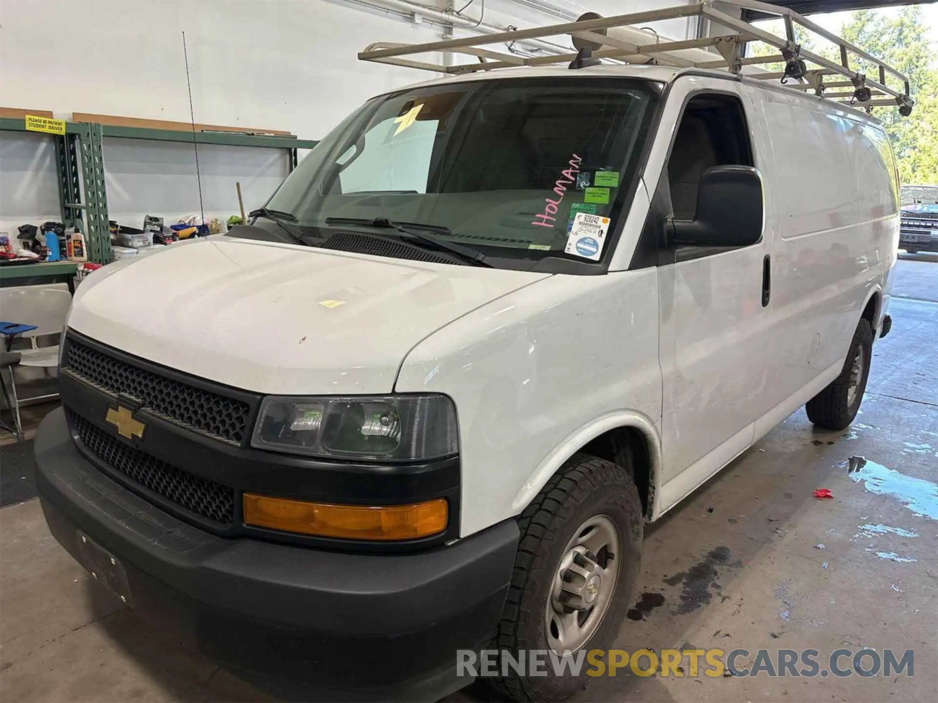 12 Photograph of a damaged car 1GCZGGFP8L1248799 CHEVROLET EXPRESS G3500 2020