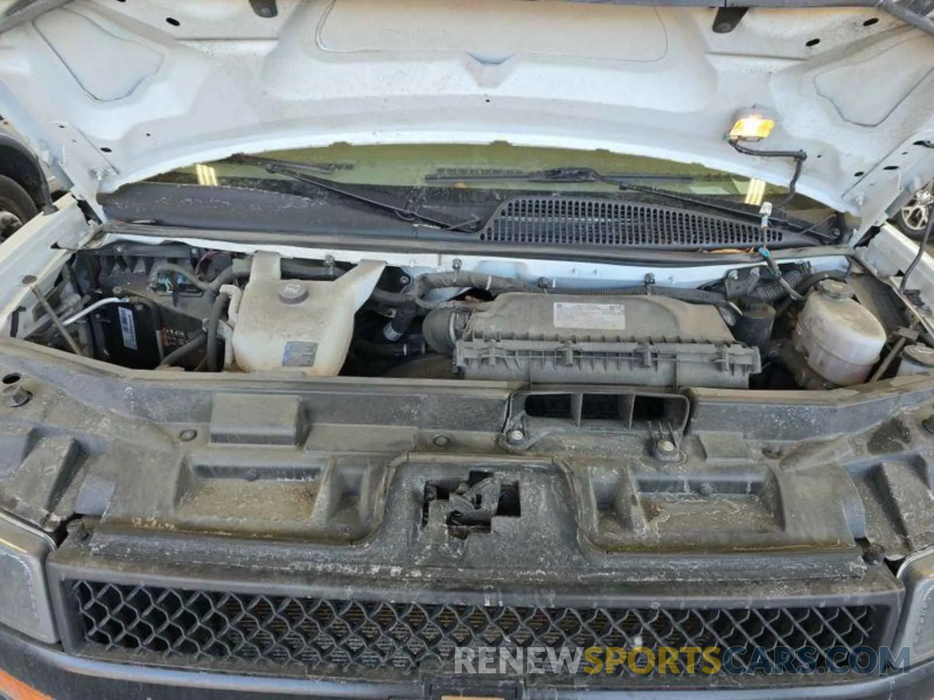 7 Photograph of a damaged car 1GCZGGFPXL1276541 CHEVROLET EXPRESS G3500 2020
