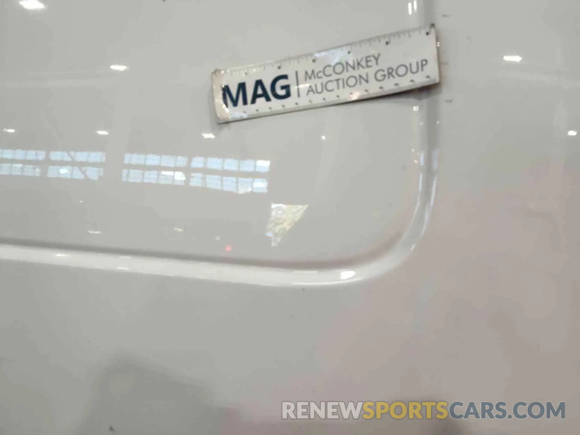 5 Photograph of a damaged car 1GCZGGF75M1167342 CHEVROLET EXPRESS G3500 2021