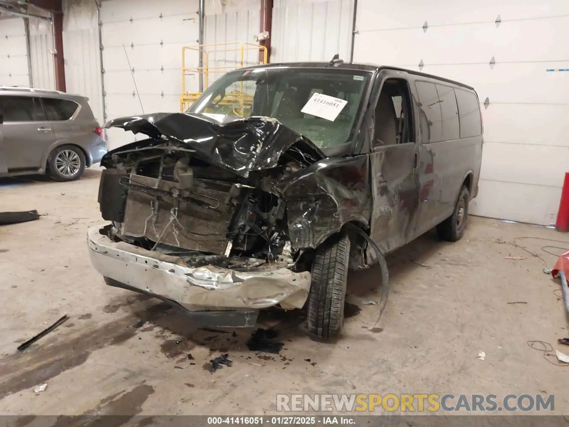 2 Photograph of a damaged car 1GAWGFFG2L1156920 CHEVROLET EXPRESS PASSENGER 2020