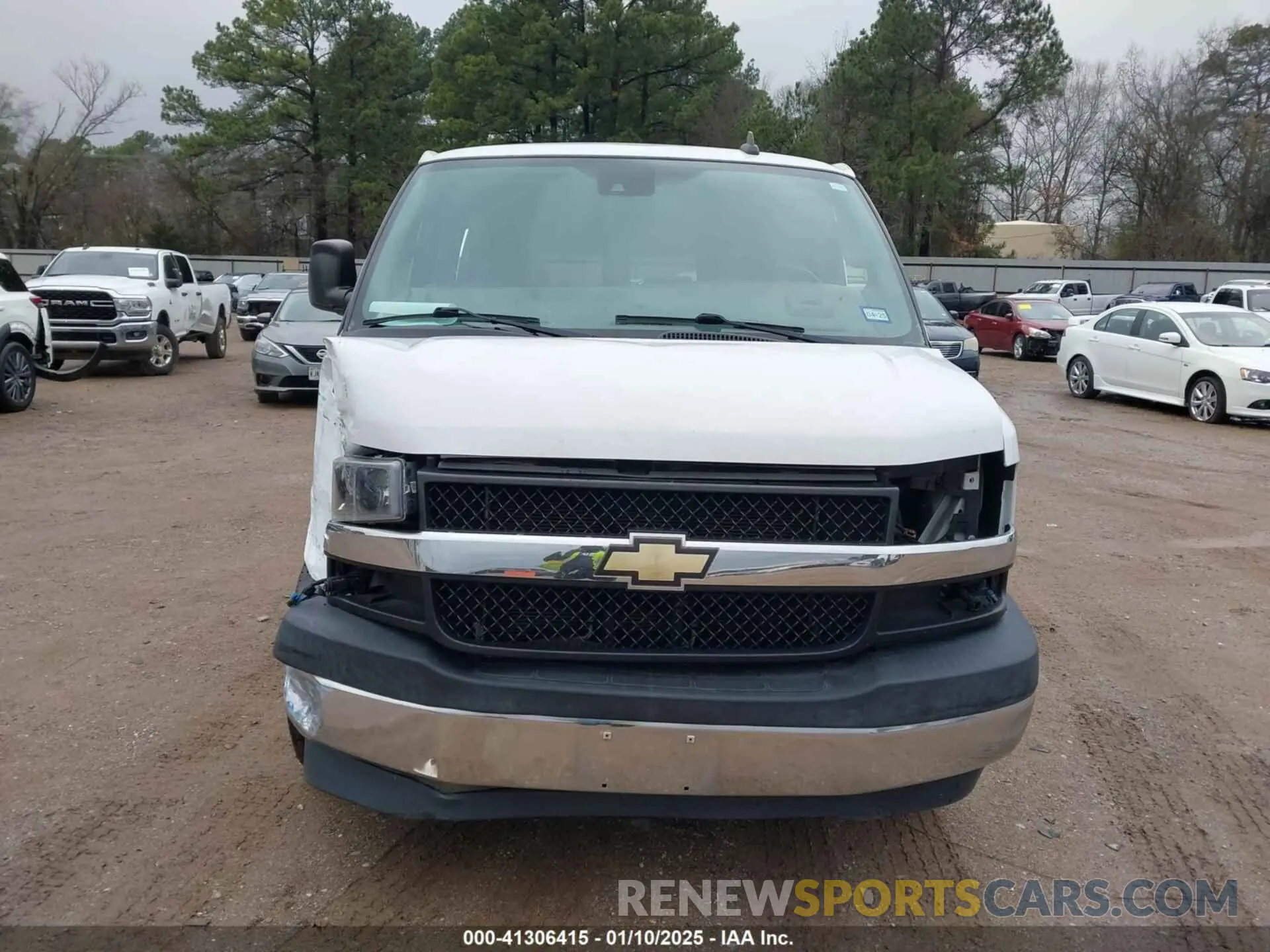 6 Photograph of a damaged car 1GAZGPFG4L1121251 CHEVROLET EXPRESS PASSENGER 2020
