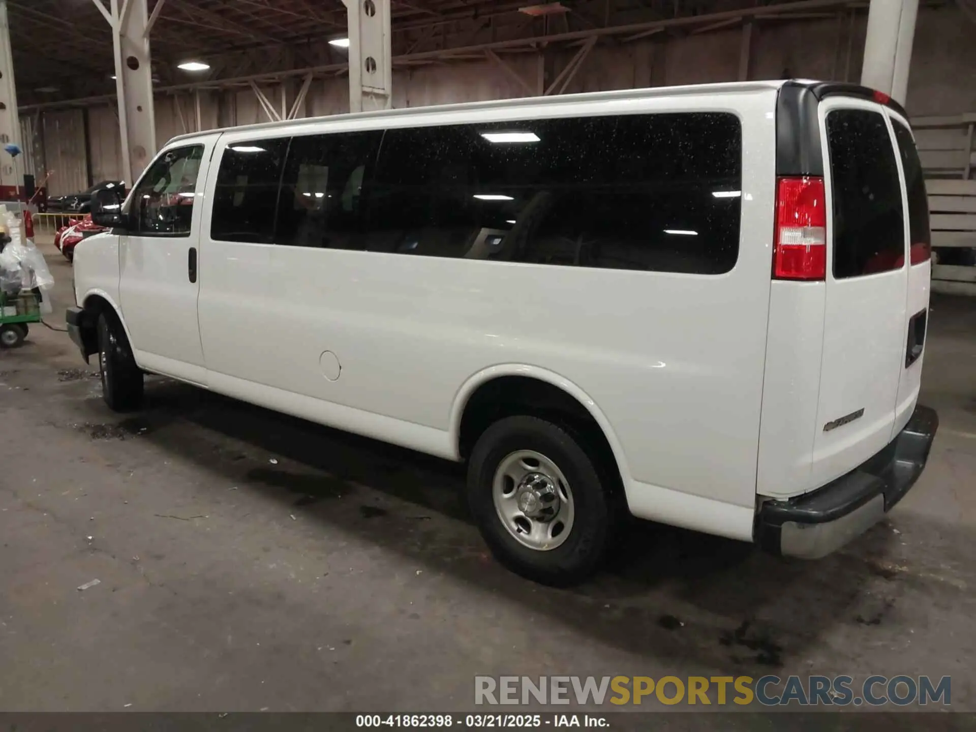 3 Photograph of a damaged car 1GAZGPFG7L1182805 CHEVROLET EXPRESS PASSENGER 2020