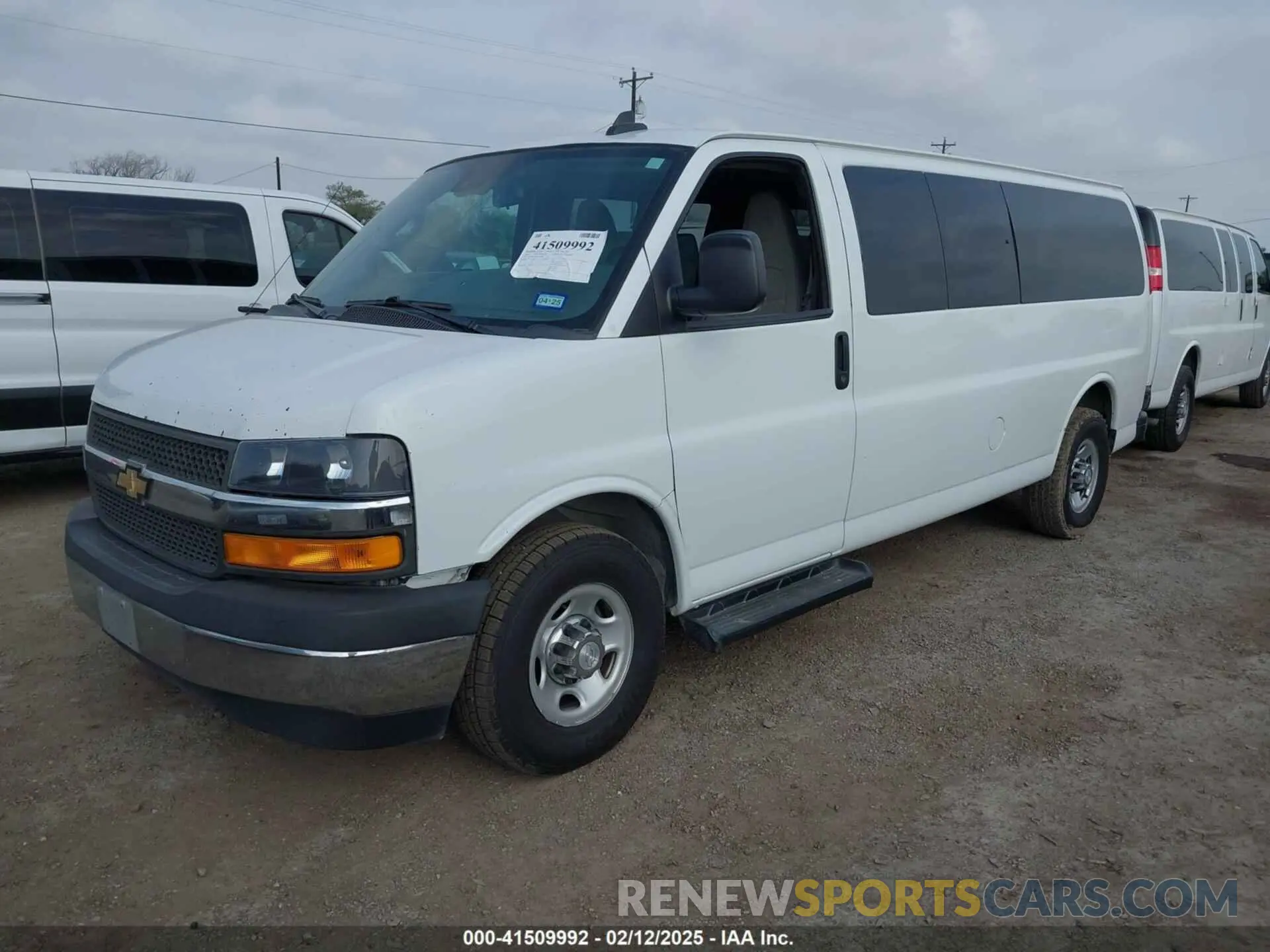 2 Photograph of a damaged car 1GAZGPFG8L1209896 CHEVROLET EXPRESS PASSENGER 2020