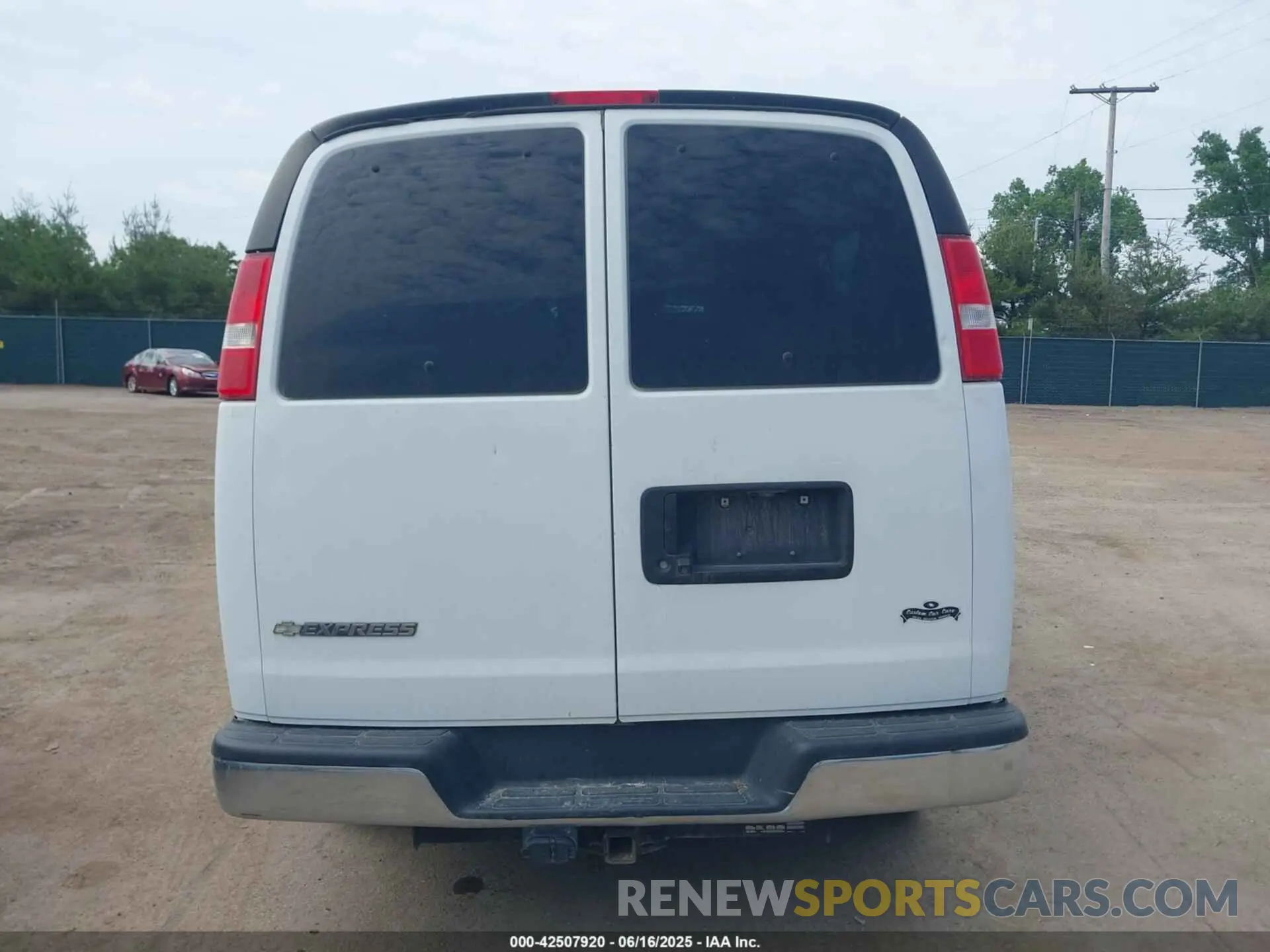 16 Photograph of a damaged car 1GAZGPFGXL1162855 CHEVROLET EXPRESS PASSENGER 2020