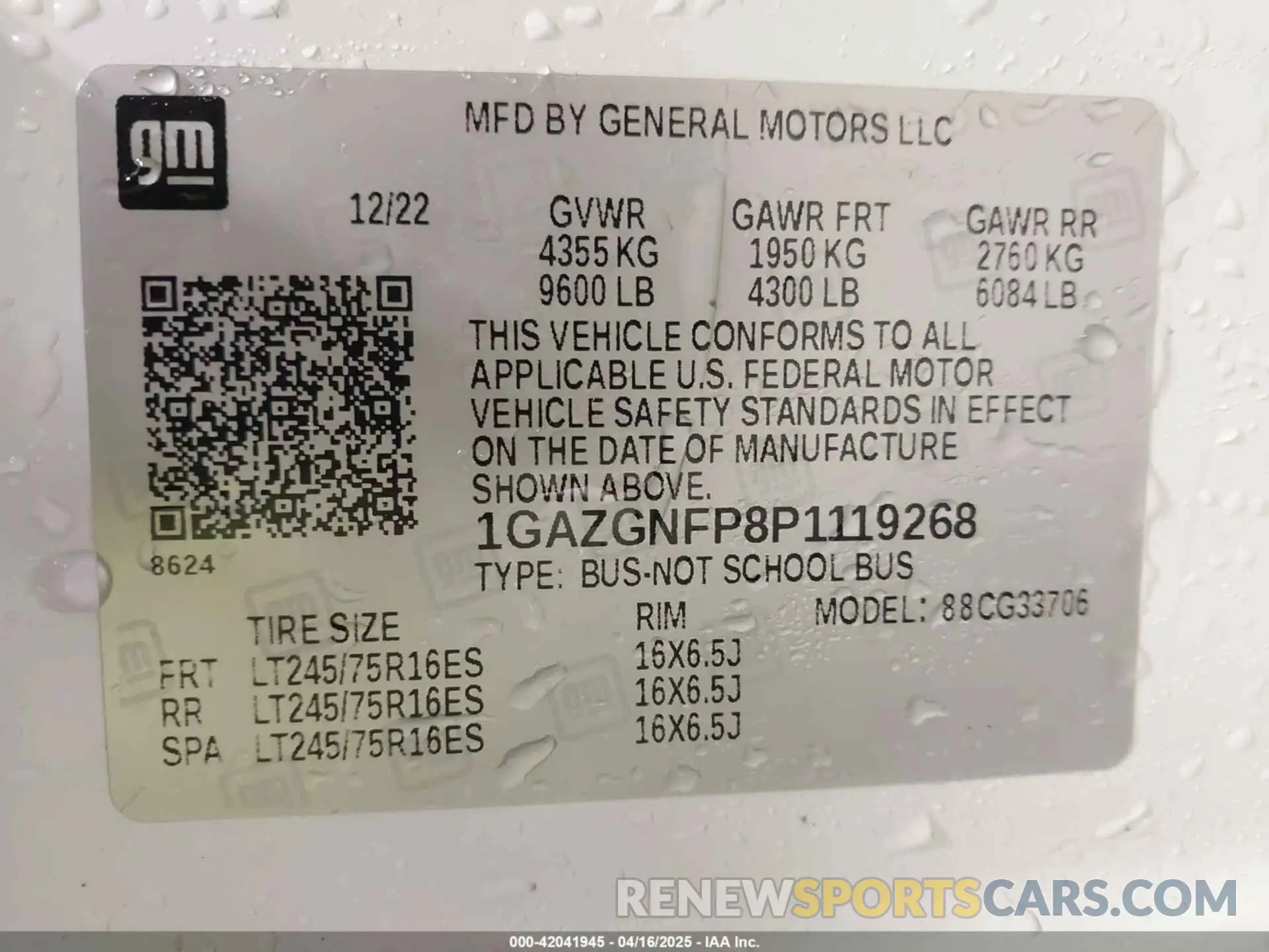 9 Photograph of a damaged car 1GAZGNFP8P1119268 CHEVROLET EXPRESS PASSENGER 2023