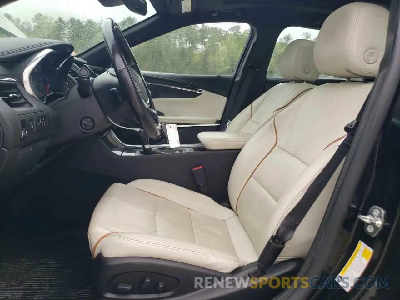 7 Фотография поврежденного автомобиля 1G1105S32KU101330 CHEVROLET IMPALA 2019