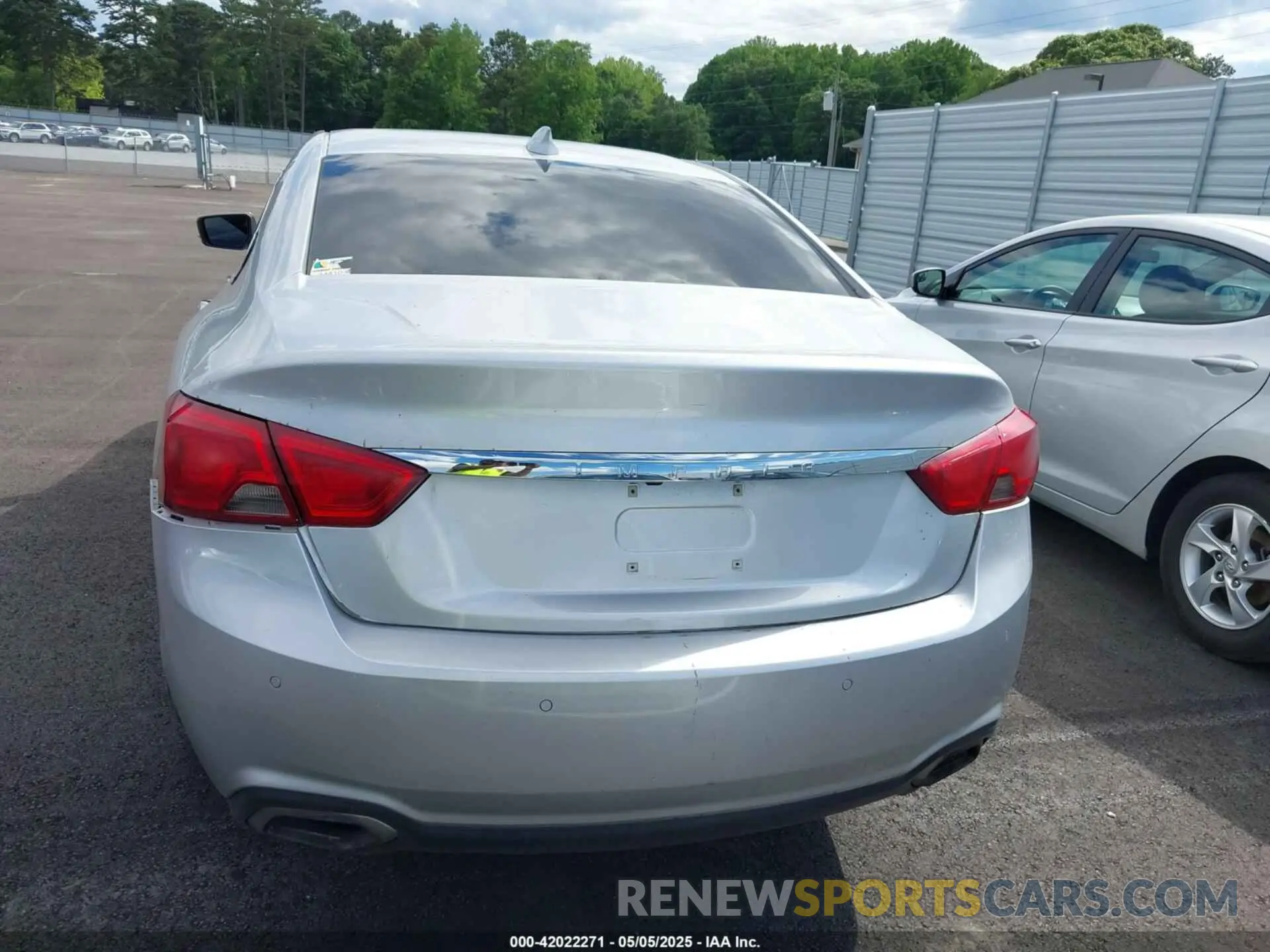 16 Photograph of a damaged car 1G1105S34KU108568 CHEVROLET IMPALA 2019