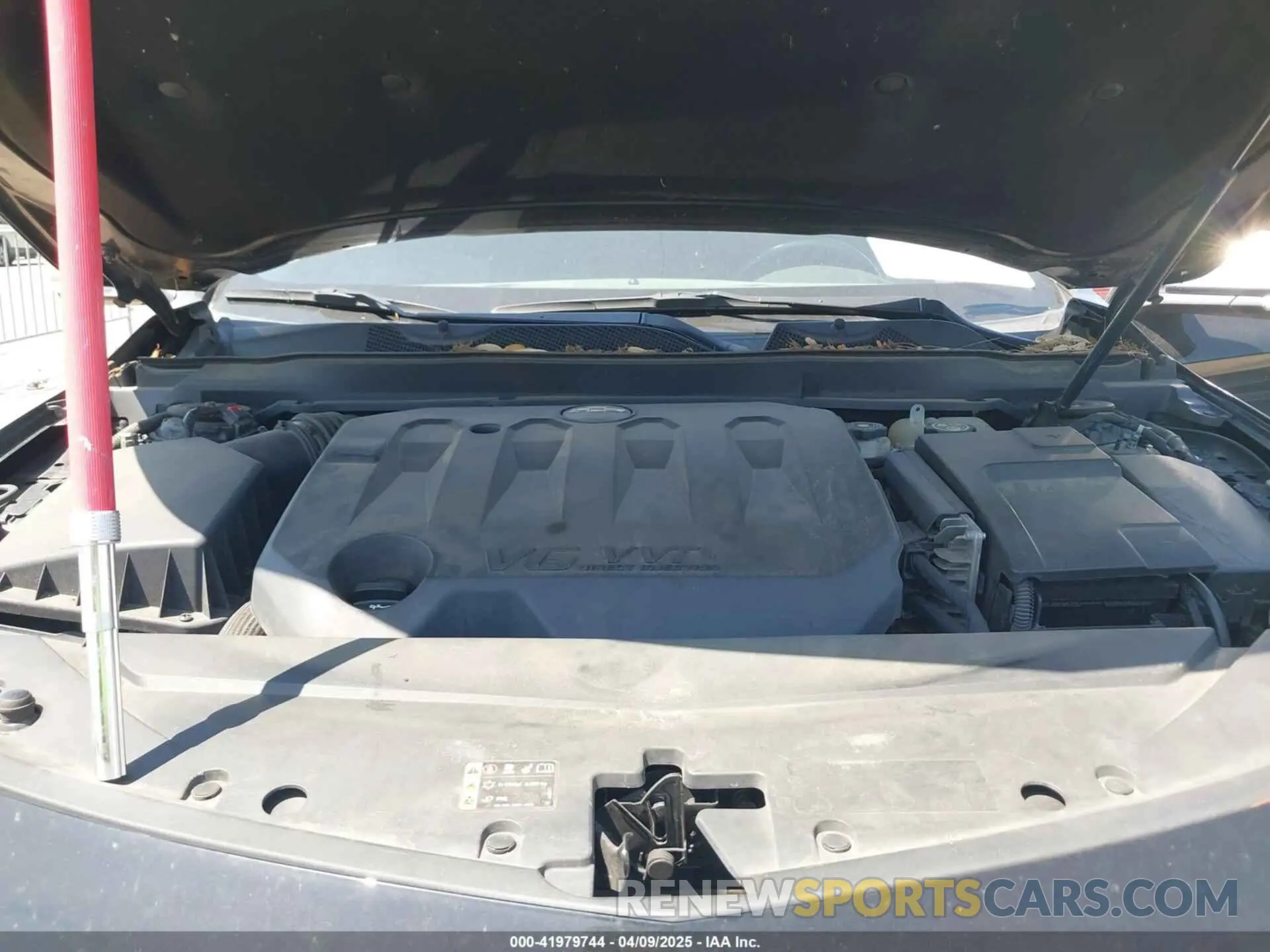 10 Photograph of a damaged car 1G1105S35KU119661 CHEVROLET IMPALA 2019