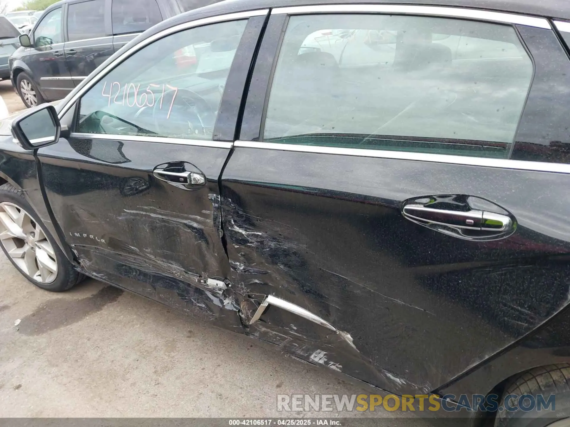 14 Фотография поврежденного автомобиля 1G1105S36KU105588 CHEVROLET IMPALA 2019