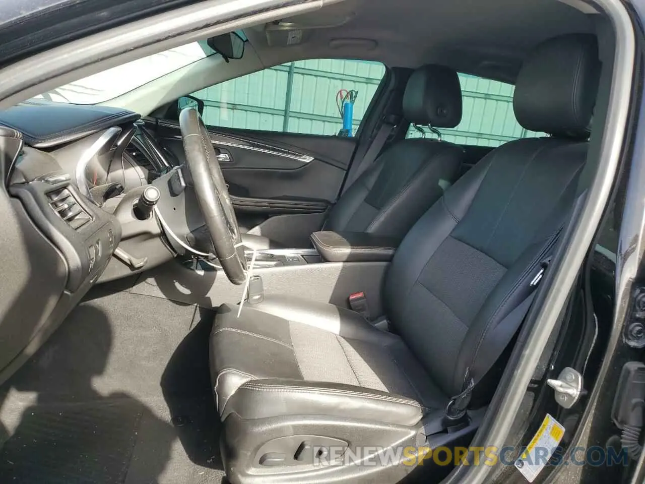 7 Фотография поврежденного автомобиля 1G11Z5S30KU108282 CHEVROLET IMPALA 2019
