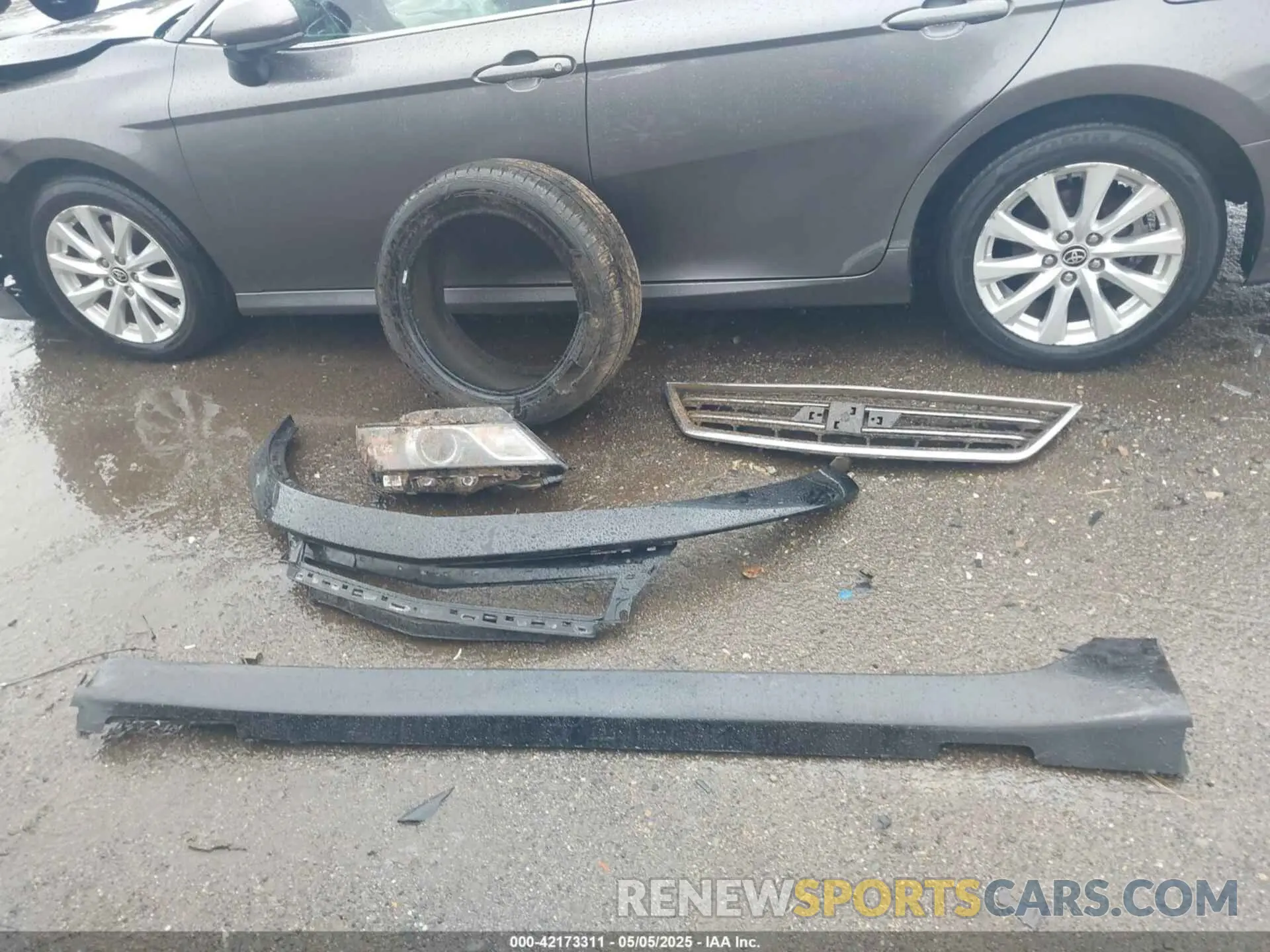 11 Photograph of a damaged car 1G11Z5S34KU107085 CHEVROLET IMPALA 2019