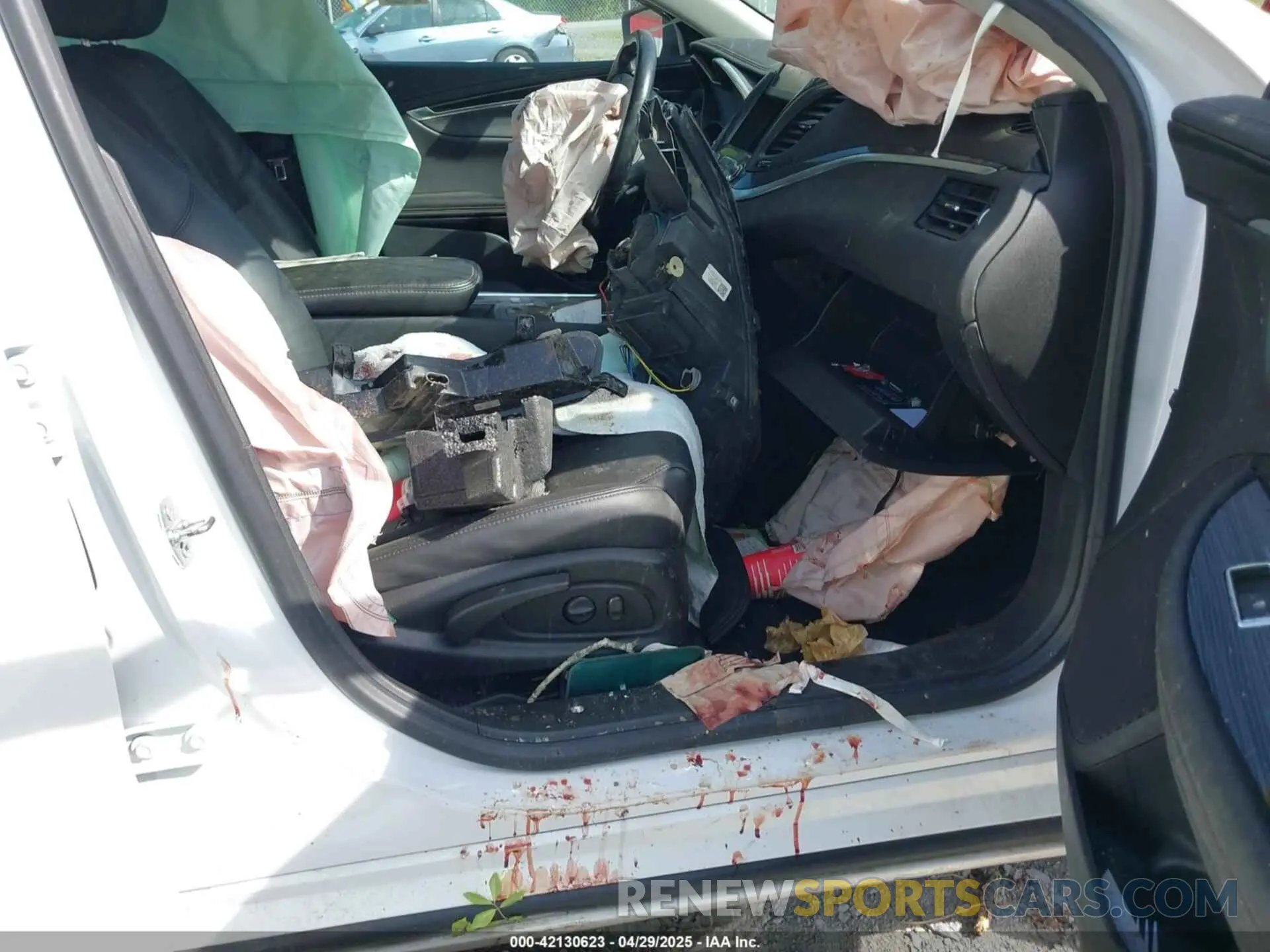 5 Фотография поврежденного автомобиля 1G11Z5S35KU104647 CHEVROLET IMPALA 2019