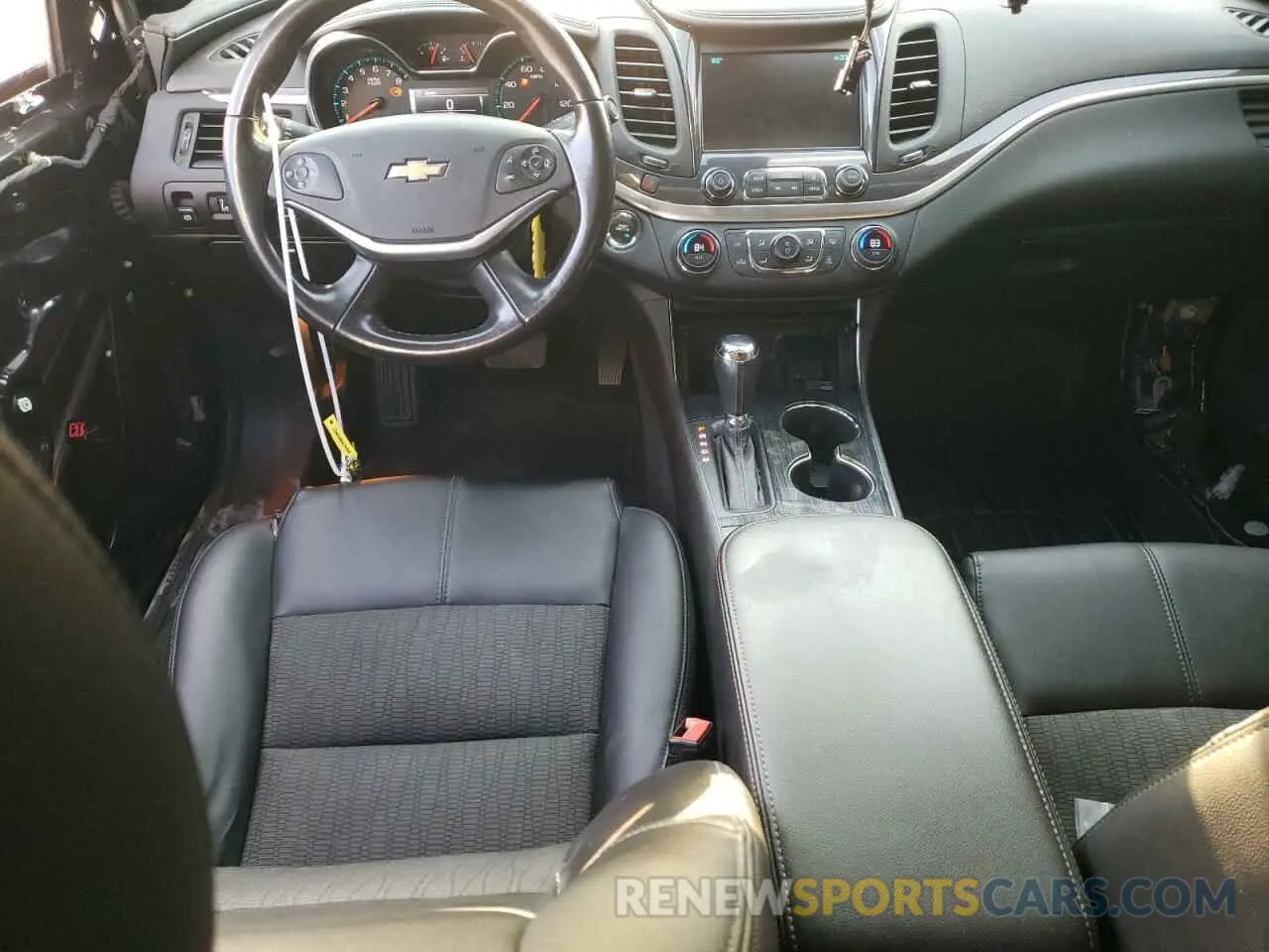 8 Photograph of a damaged car 1G11Z5S35KU115728 CHEVROLET IMPALA 2019