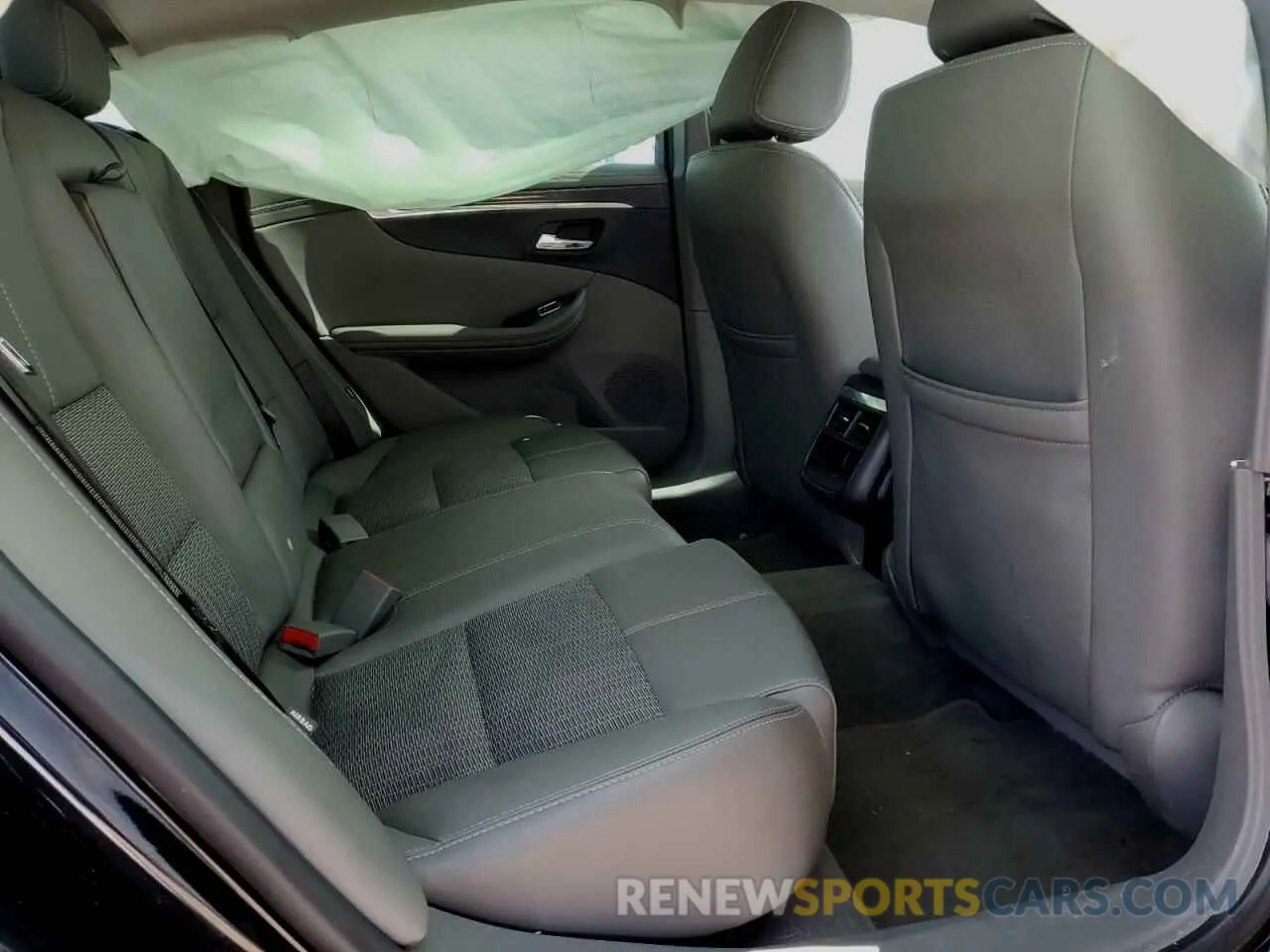 10 Photograph of a damaged car 1G11Z5S38KU113598 CHEVROLET IMPALA 2019