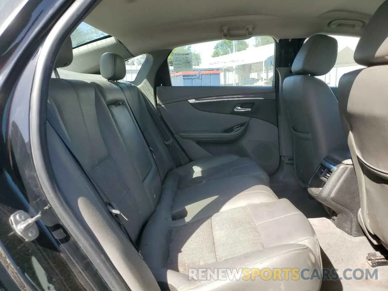 10 Фотография поврежденного автомобиля 1G11Z5SA1KU137952 CHEVROLET IMPALA 2019