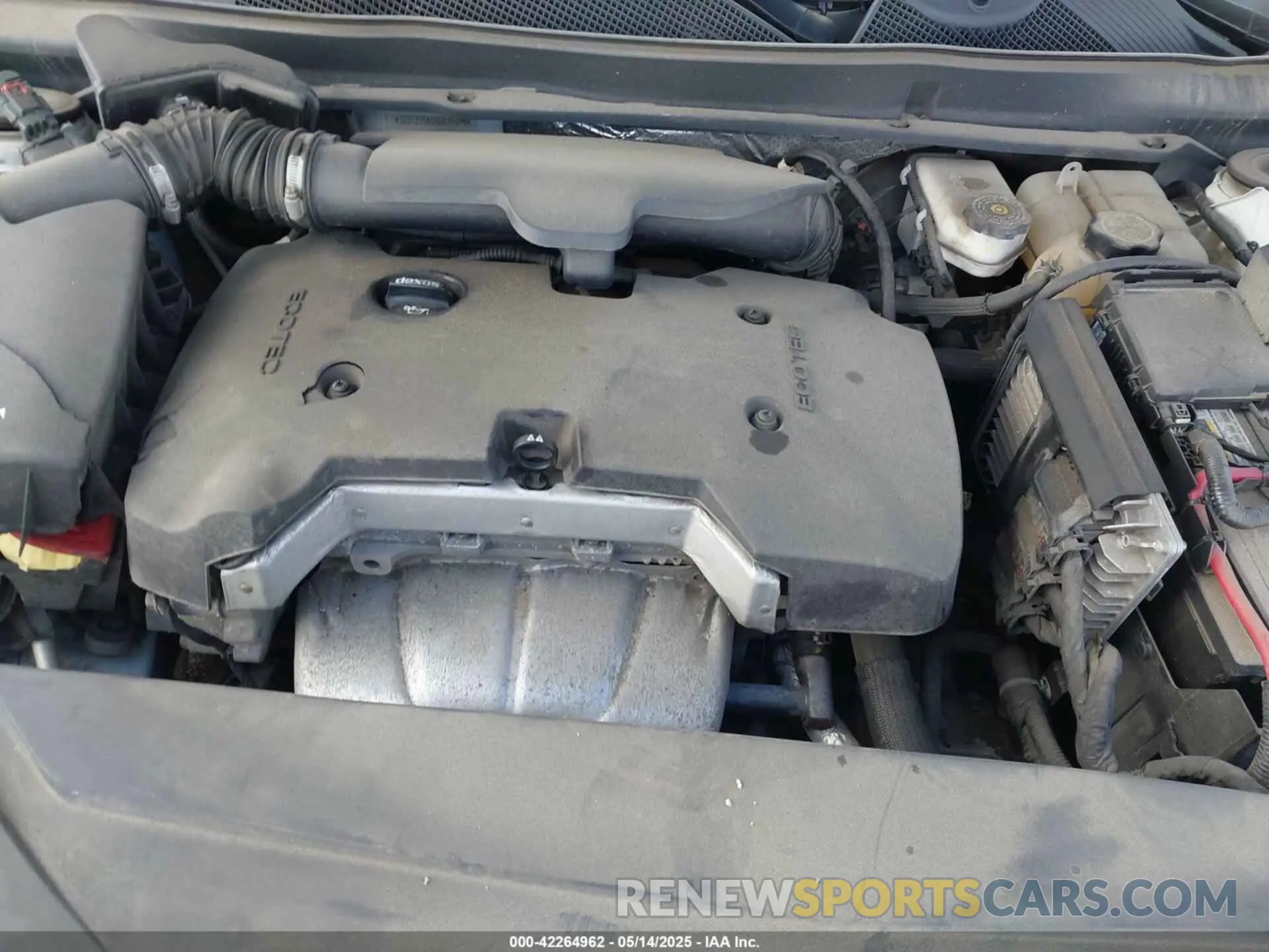 10 Photograph of a damaged car 1G11Z5SA5KU114142 CHEVROLET IMPALA 2019