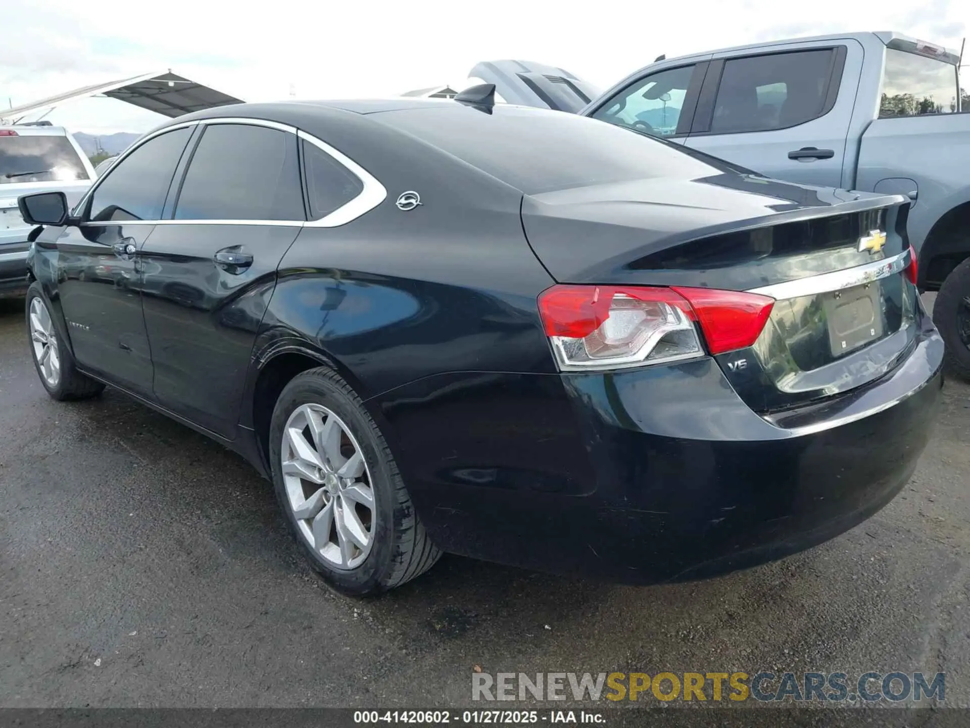 3 Фотография поврежденного автомобиля 1G11Z5SA7KU111419 CHEVROLET IMPALA 2019