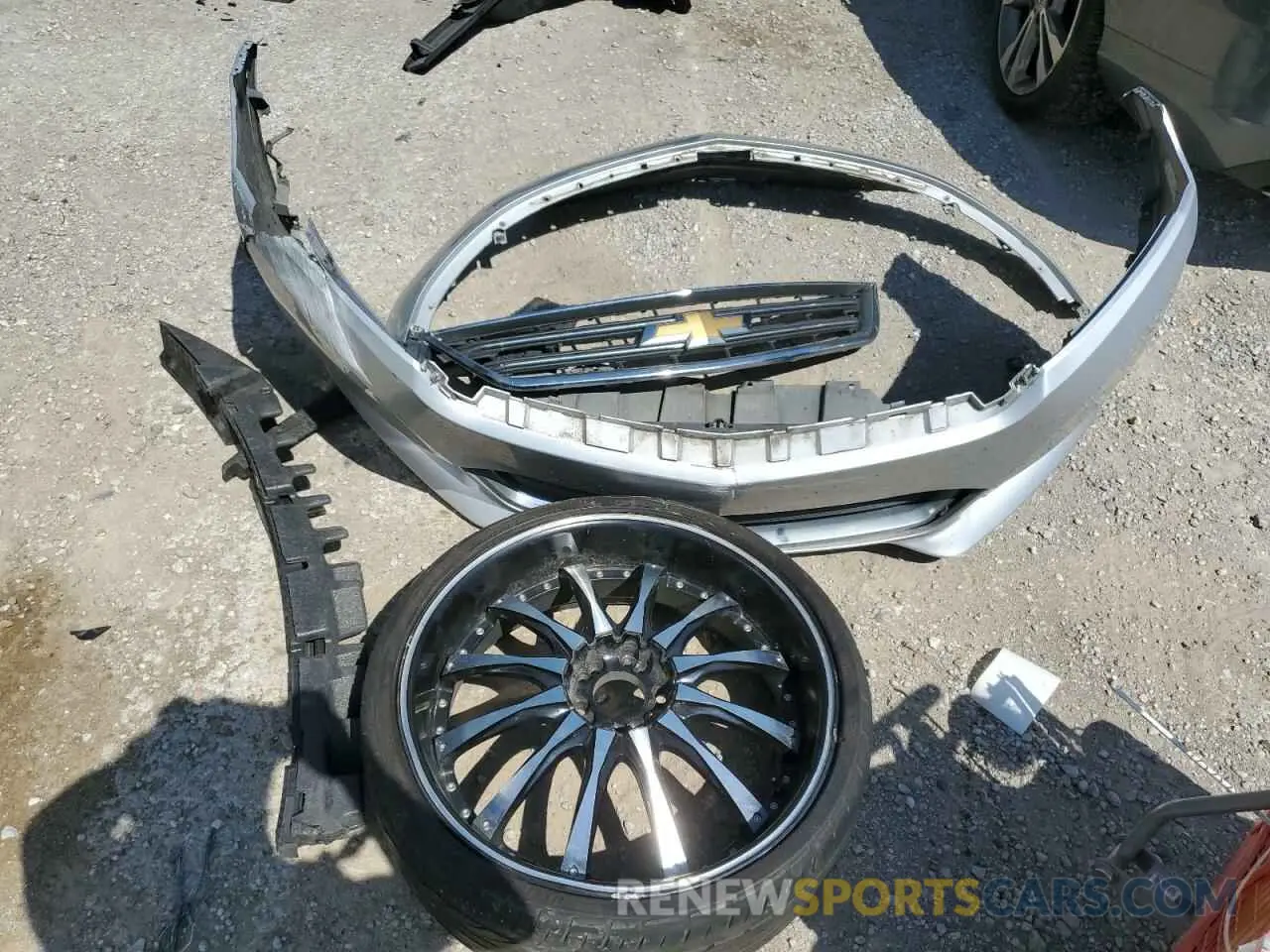 12 Photograph of a damaged car 1G11Z5SA9KU136080 CHEVROLET IMPALA 2019