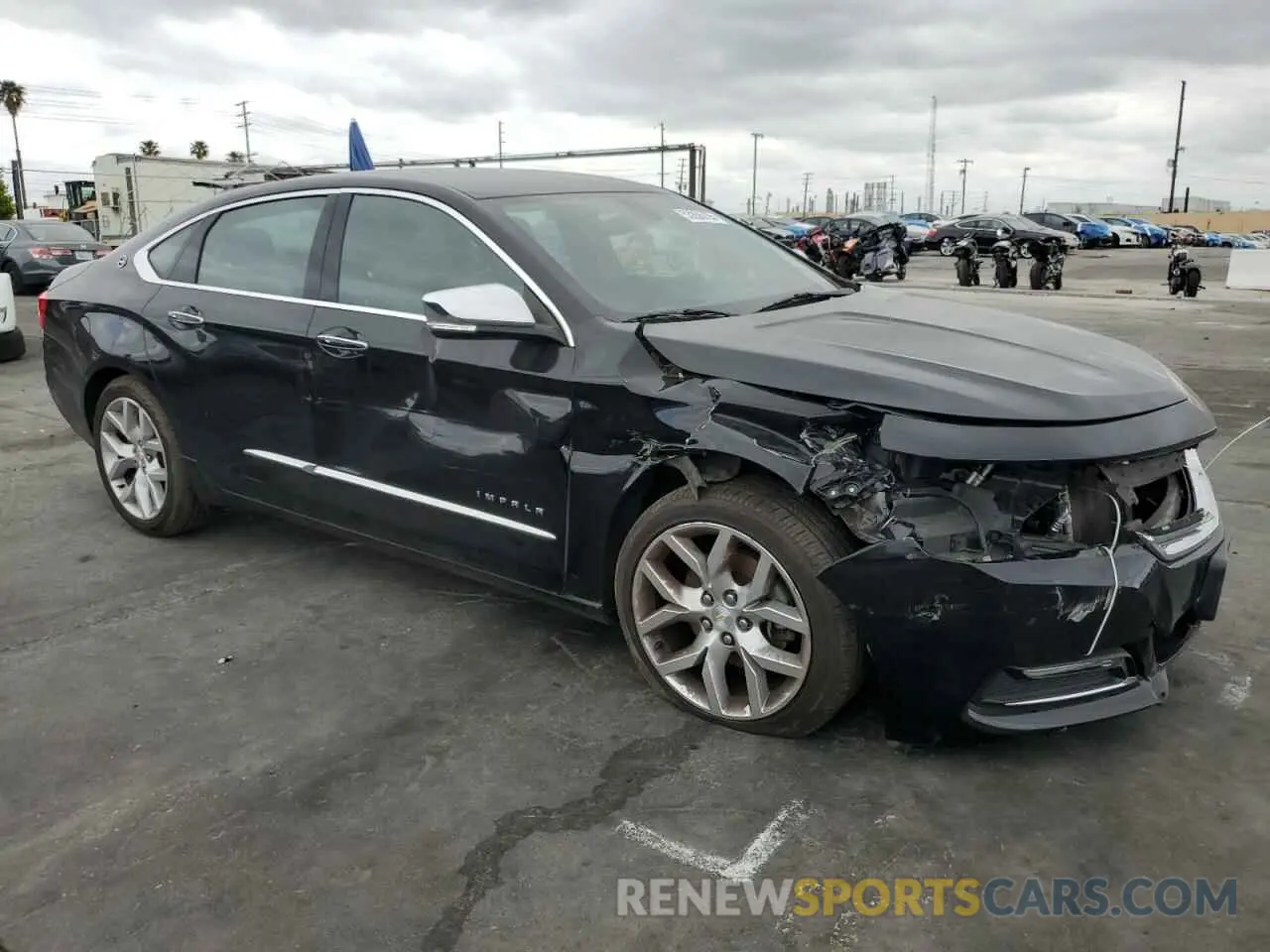 4 Photograph of a damaged car 2G1105S33K9108381 CHEVROLET IMPALA 2019